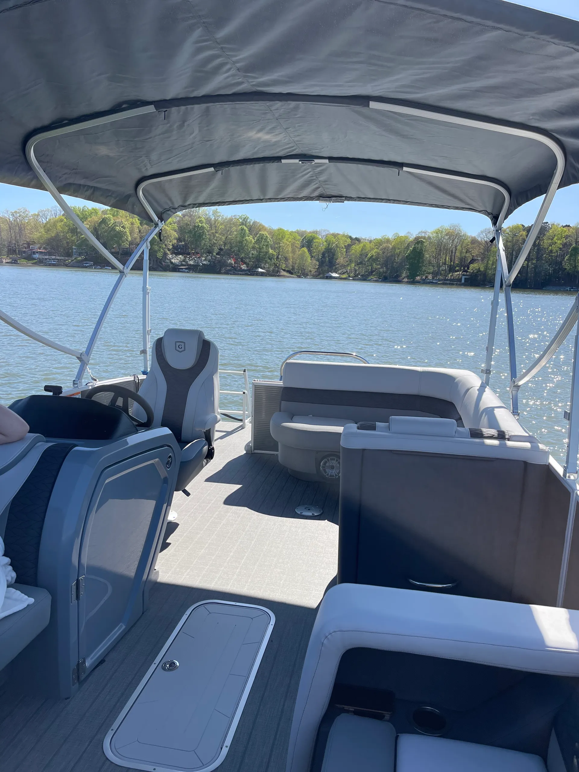 New Luxury Tri-toon on Lake Norman 