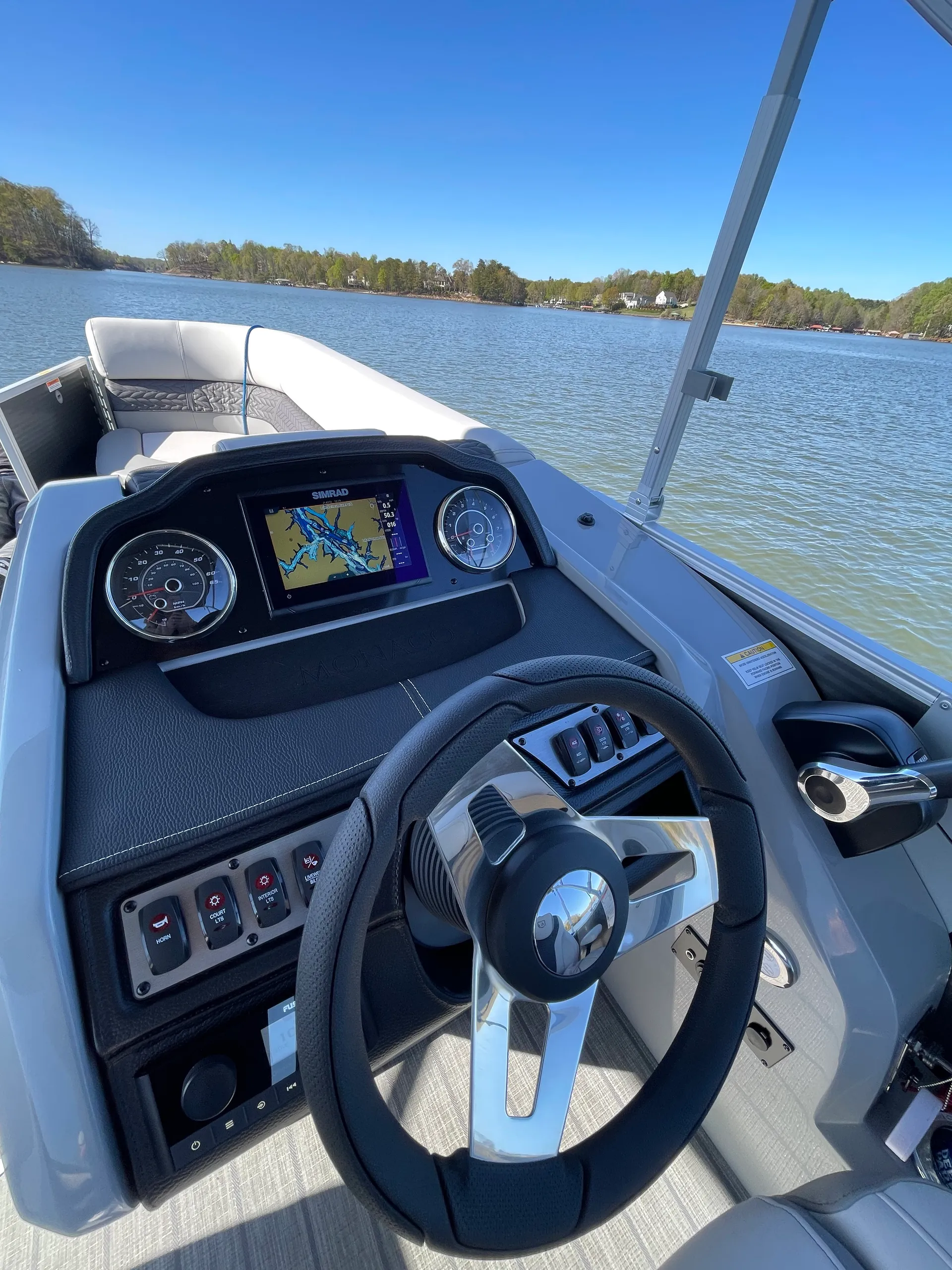 New Luxury Tri-toon on Lake Norman 