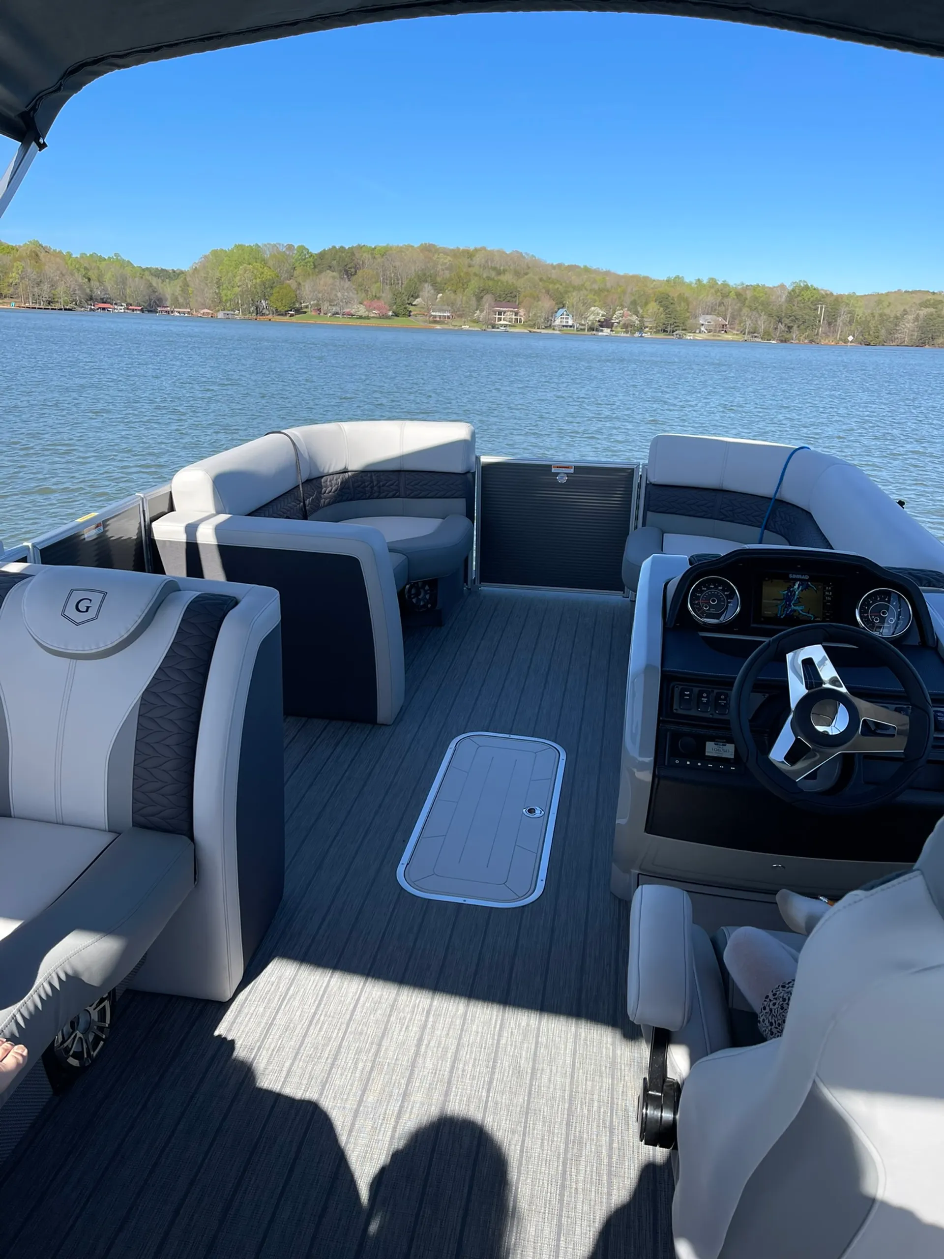 New Luxury Tri-toon on Lake Norman 