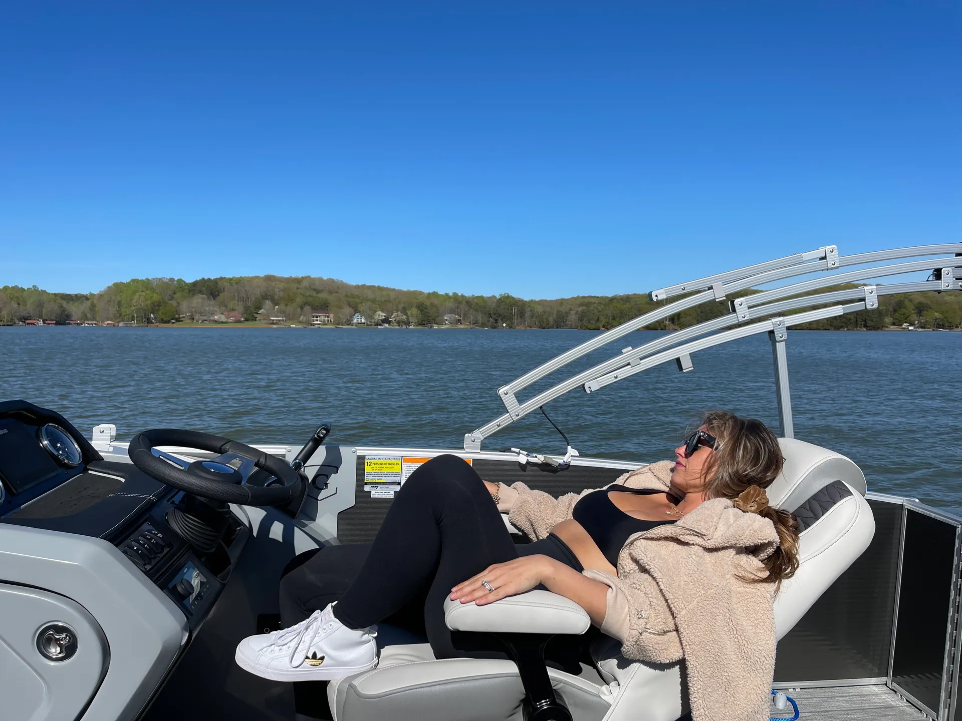 New Luxury Tri-toon on Lake Norman 