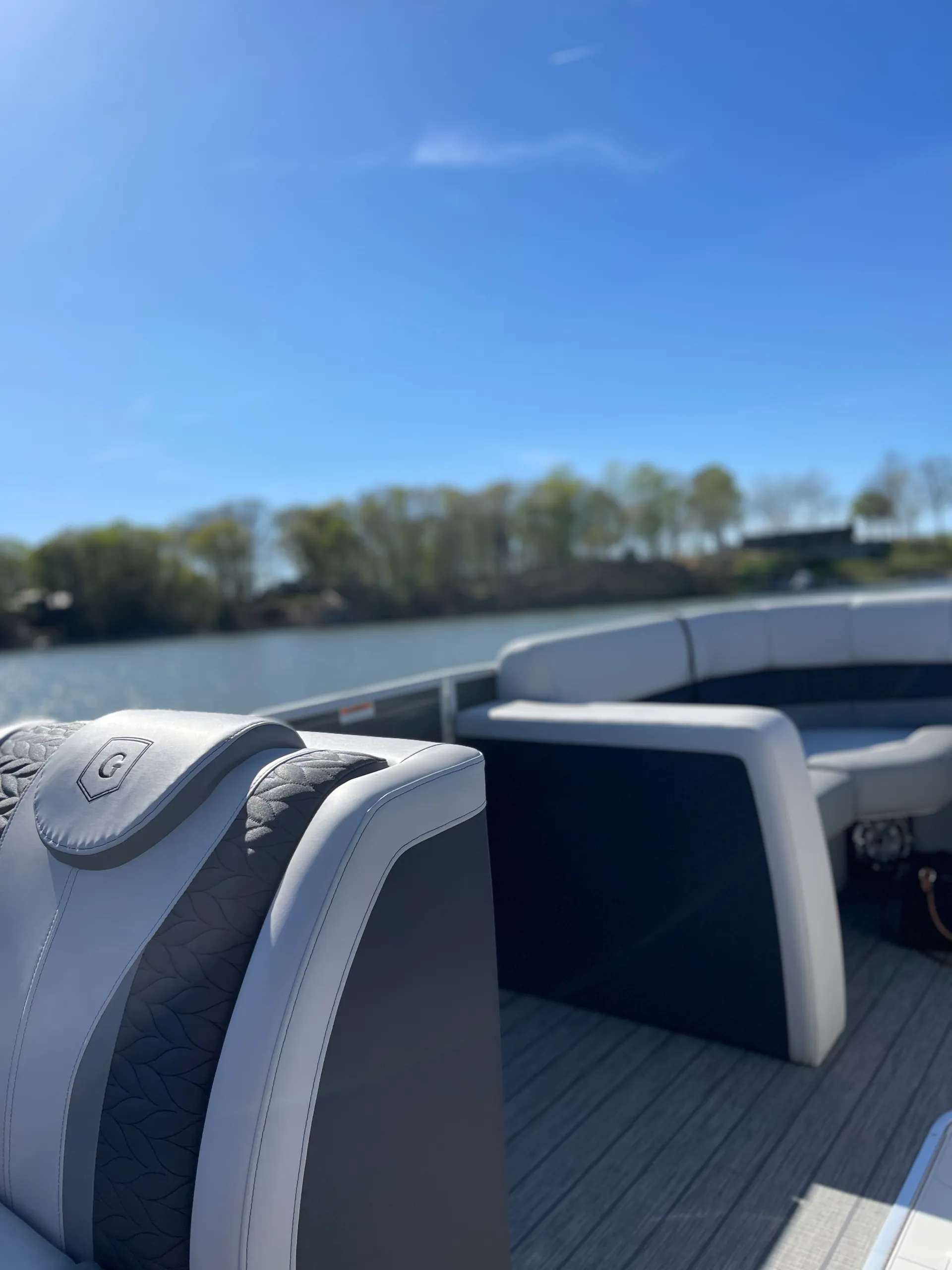 New Luxury Tri-toon on Lake Norman 