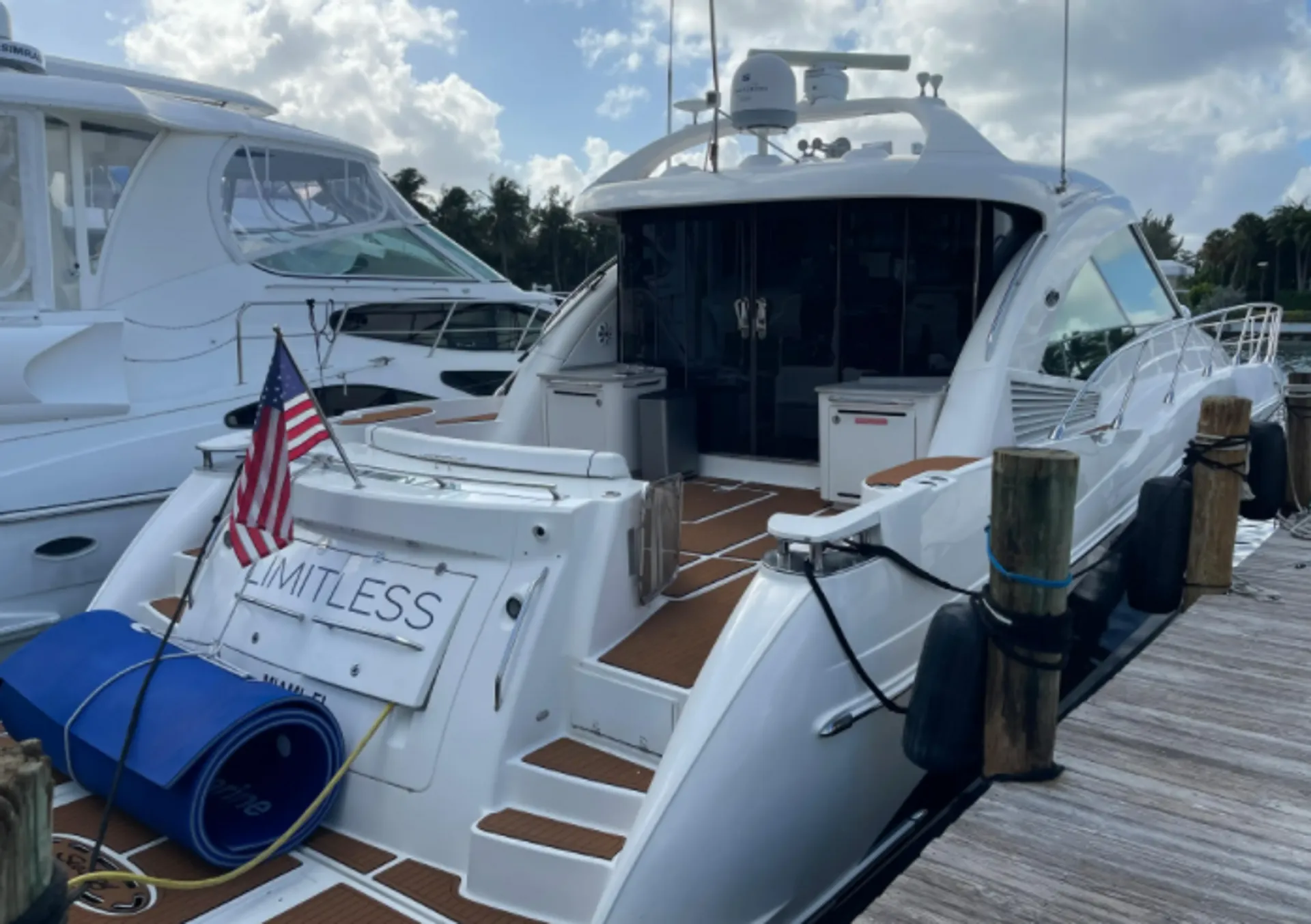 Sea Ray Boats 60 Sundancer in Chicago, IL — photo 7