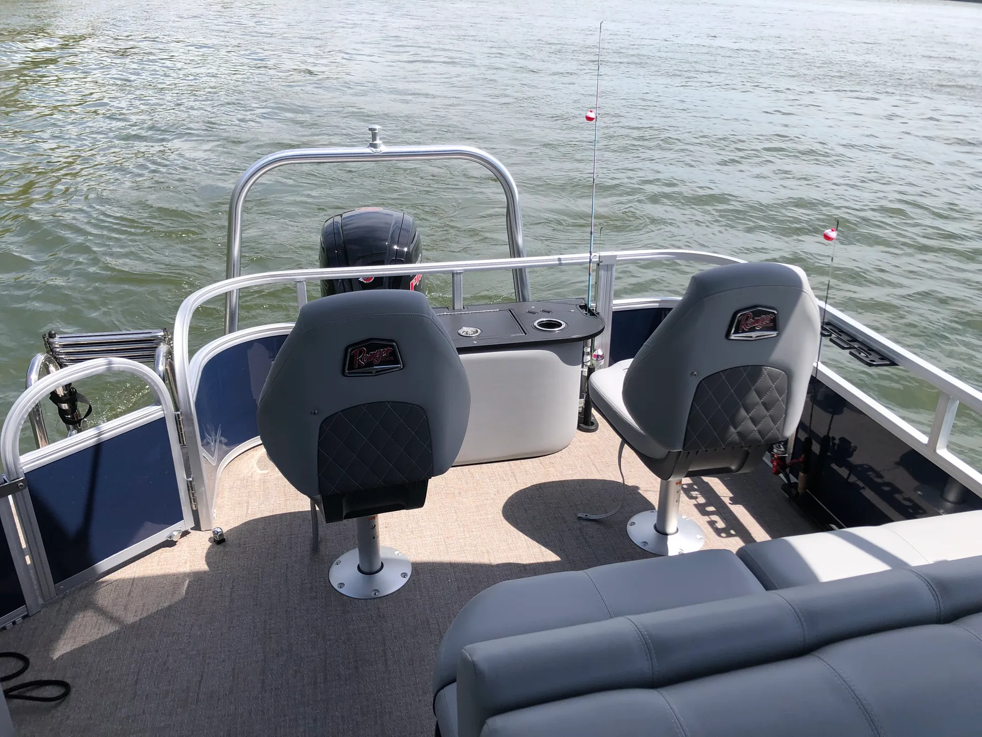 Ranger Pontoon For Fishing or Tubing!!