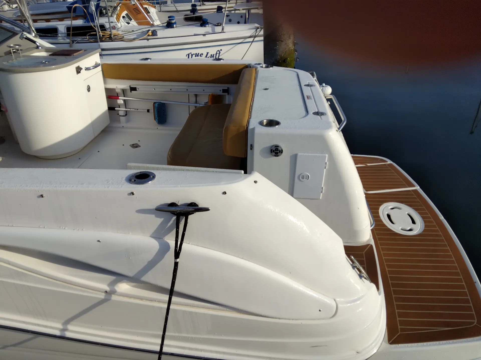 Sea Ray Boats 270 Amberjack in Huntington Beach, CA — photo 6