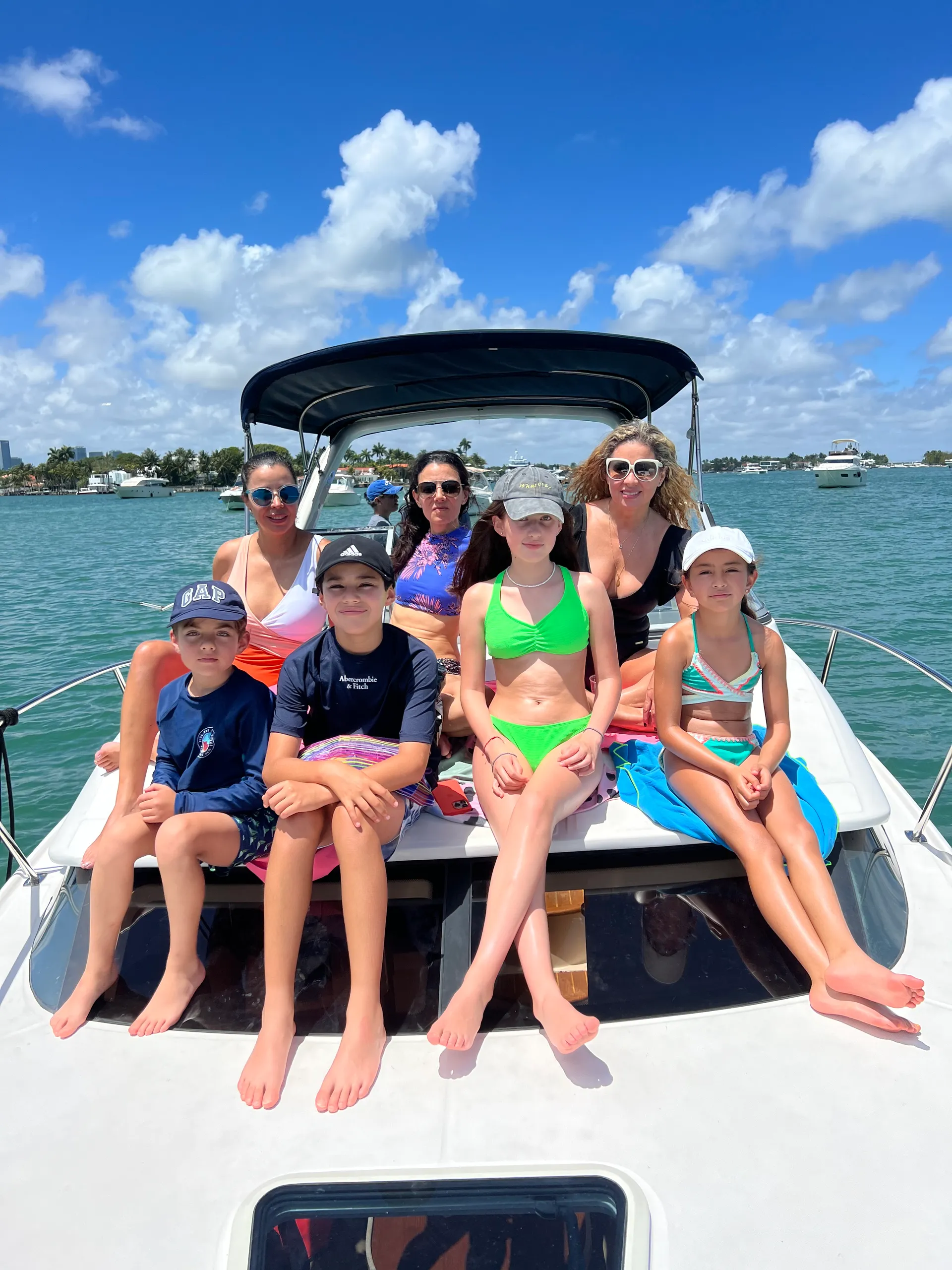 Regal Boats 2860 Window Express Volvo in Miami, FL — photo 10