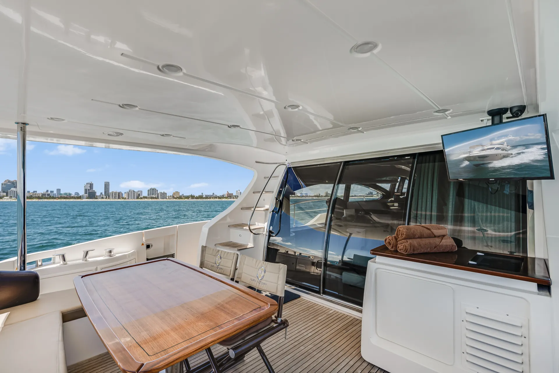 Azimut Yachts 70 in North Miami Beach, FL — photo 9