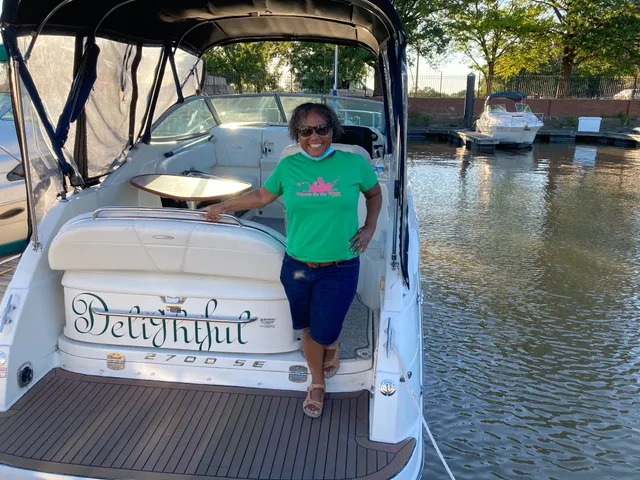 Rent a Maxum cruiser in Washington, DC near me