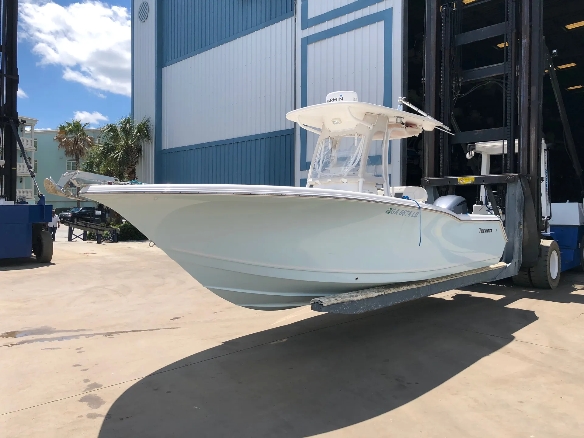 TideWater Boats 230 Adventurer  in Rincon, GA — photo 3
