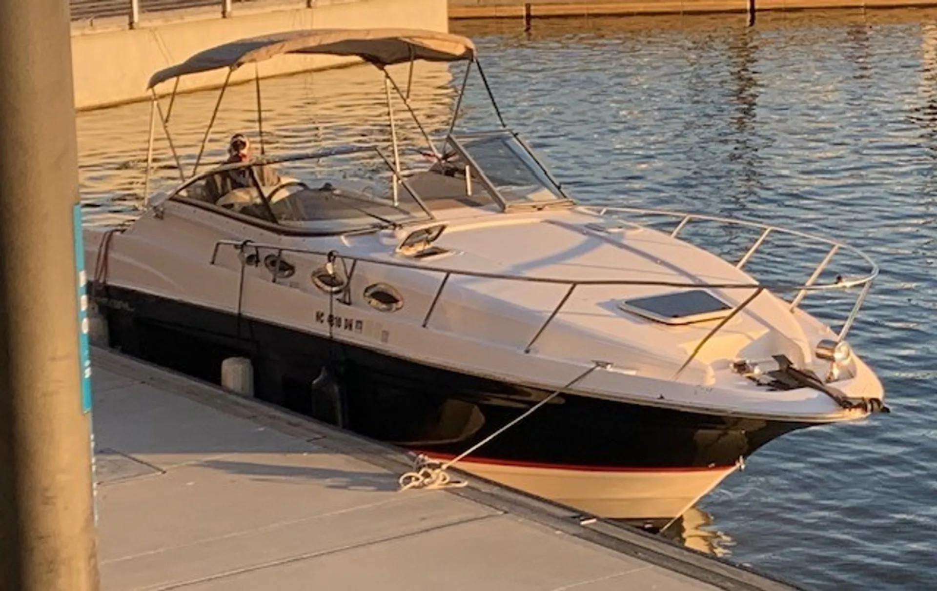 Regal Boats Commodore 2765 in Washington, DC — photo 4