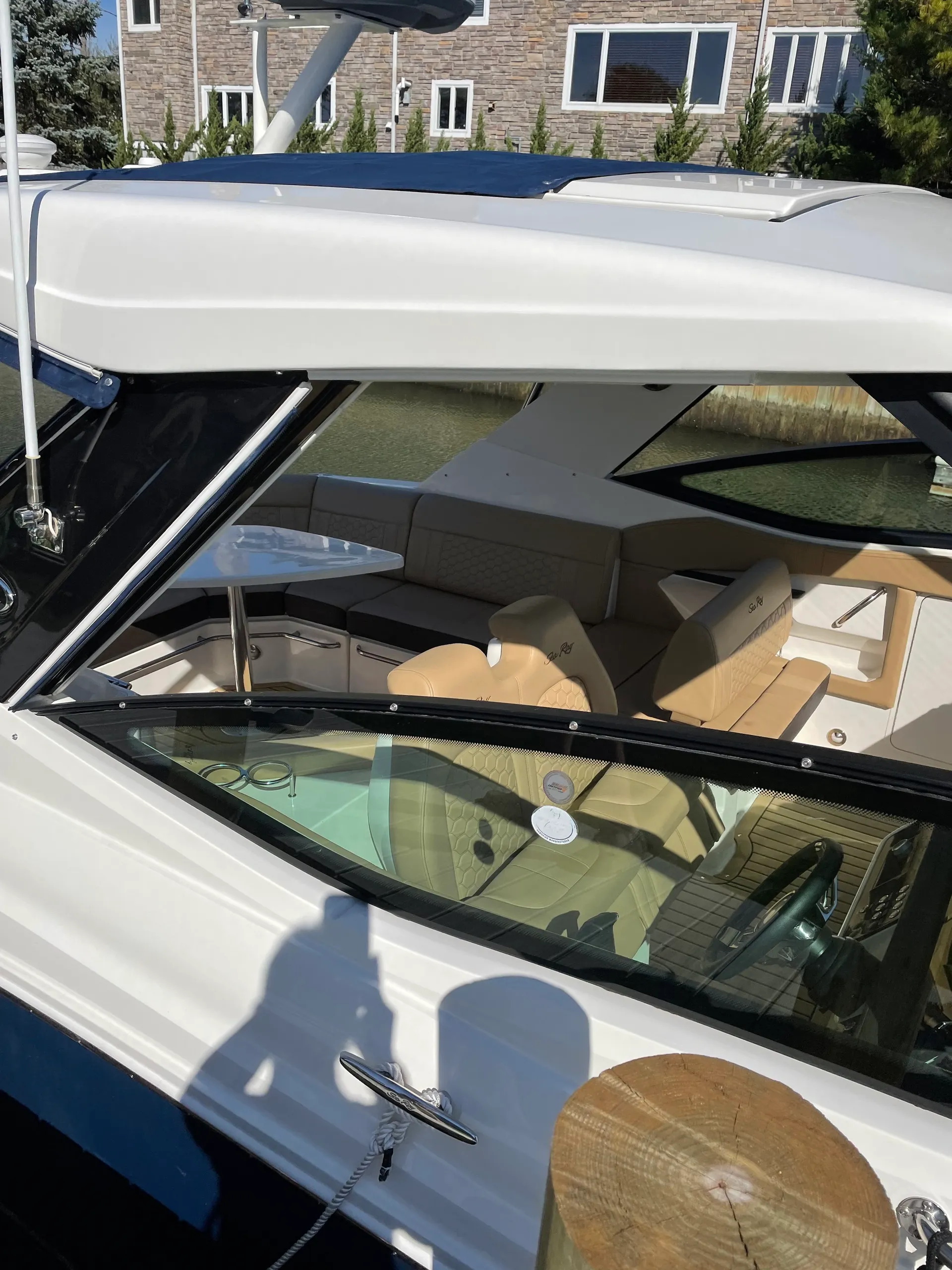 SEA RAY BOATS SUNDANCER 320 OB in Huntington, NY — photo 5