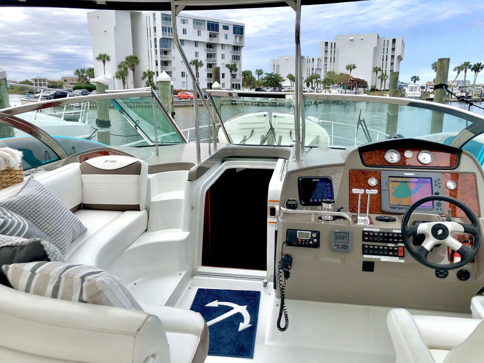 Yacht in Style! - Aboard The Private Yacht "Miss B Haven"