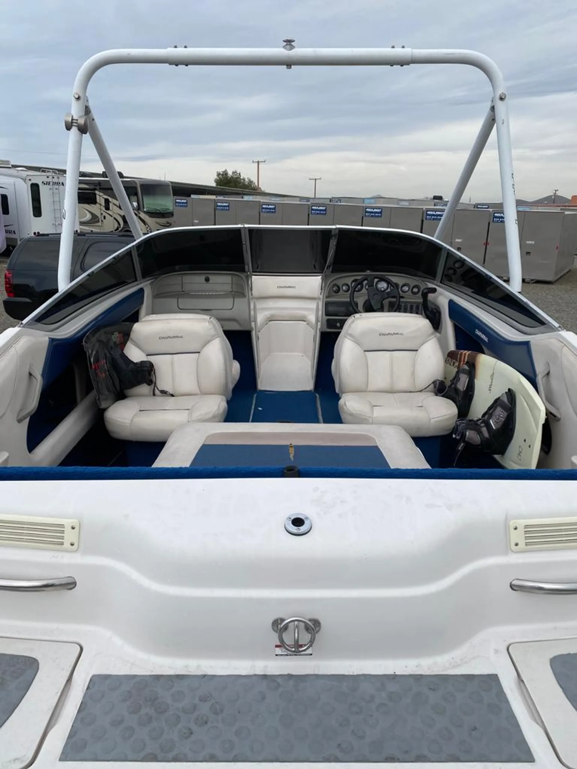 Chaparral Boats IO1034923 in Canyon Lake, CA — photo 5