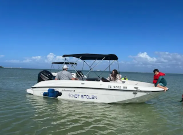 Rent a BAYLINER bow rider in Clearwater, FL near me