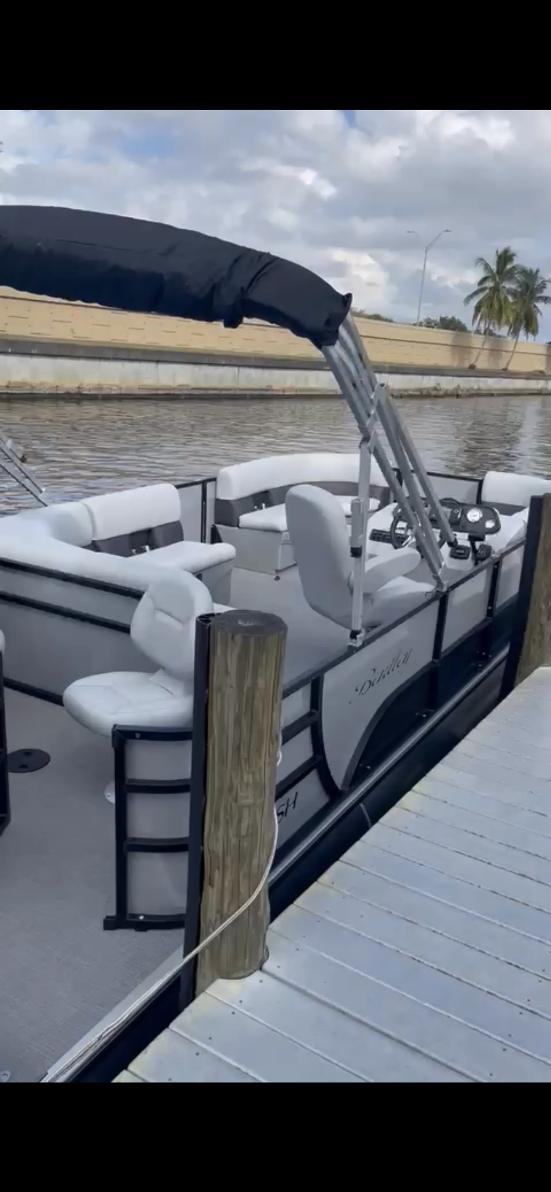 ENCORE BENTLEY BENTLEY ENCORE 200 FISH in Cape Coral, FL — photo 6