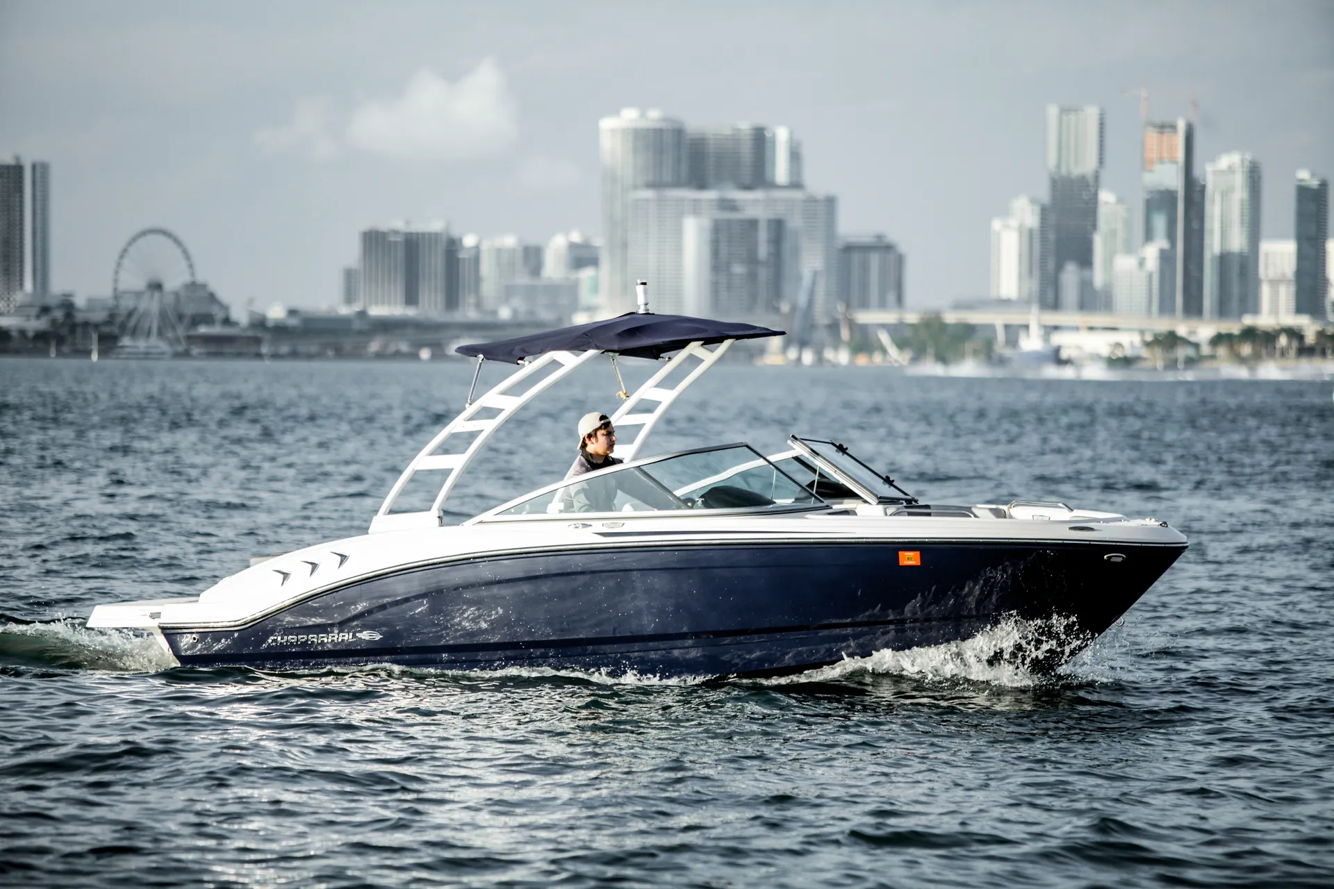 Chaparral Boats SSI 21 in Miami Beach, FL — photo 7