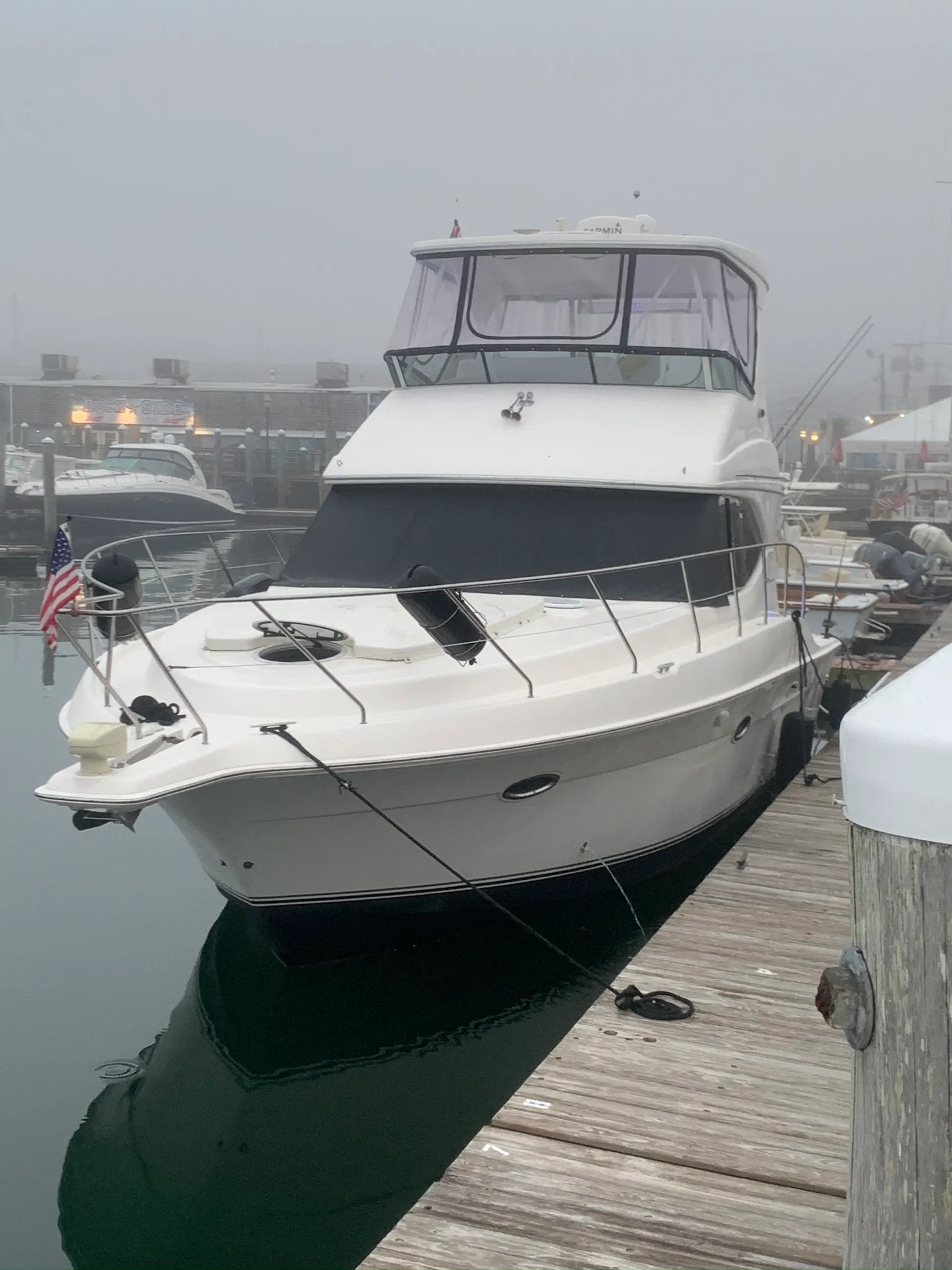 Silverton Marine 38 Convertible in Warwick, RI — photo 2