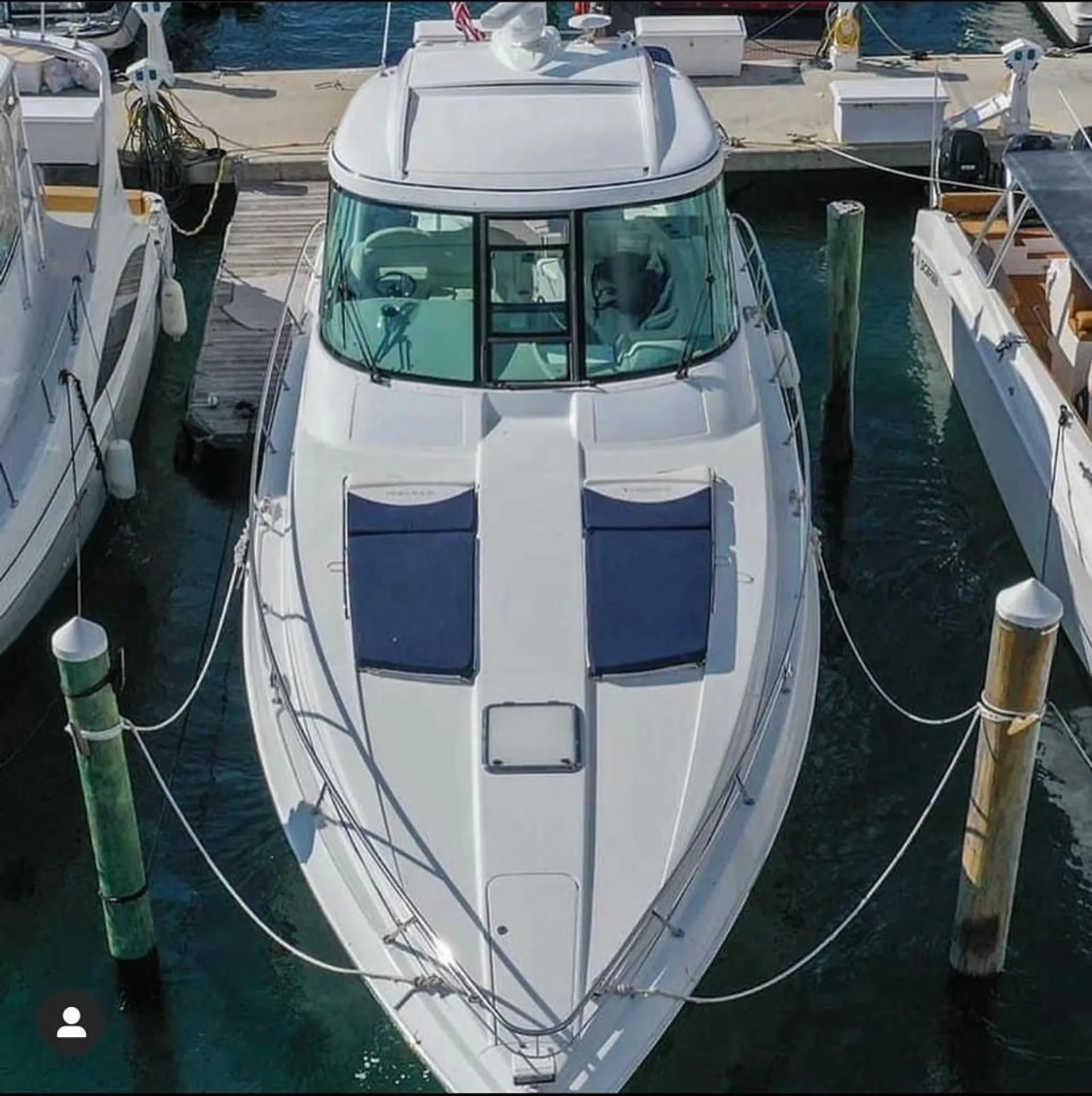 FORMULA BY THUNDERBIRD 45 YACHT in Miami, FL — photo 4