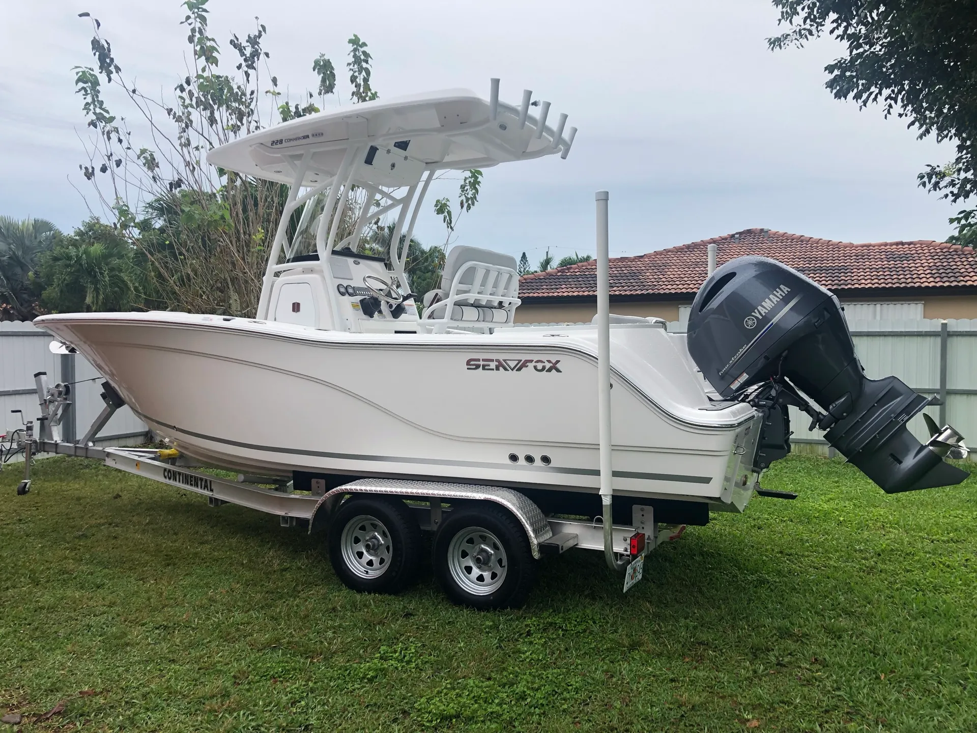 SEA FOX 228 COMMANDER in Miami, FL — photo 2