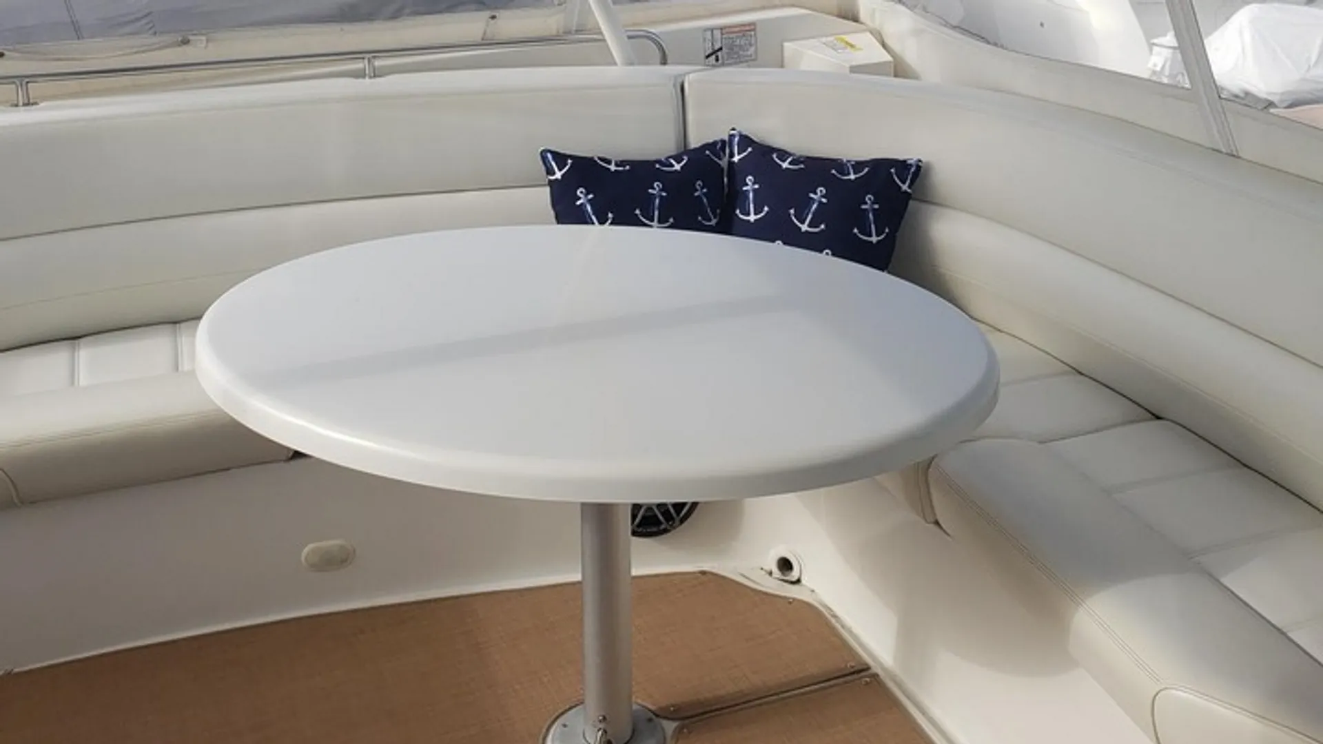 Carver 570 Voyager in Bradenton, FL — photo 4