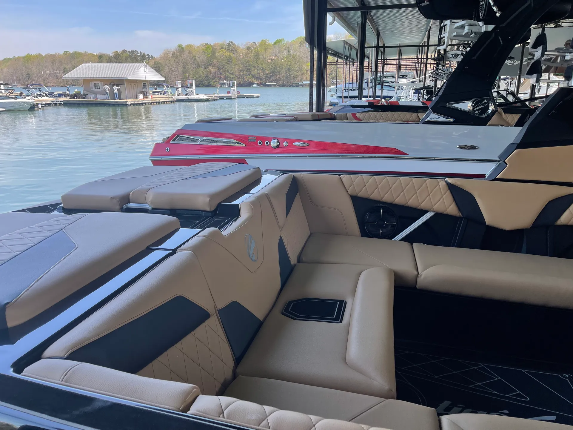 Gorgeous surf boat!!!  Fully loaded. Set up for Lake Lanier