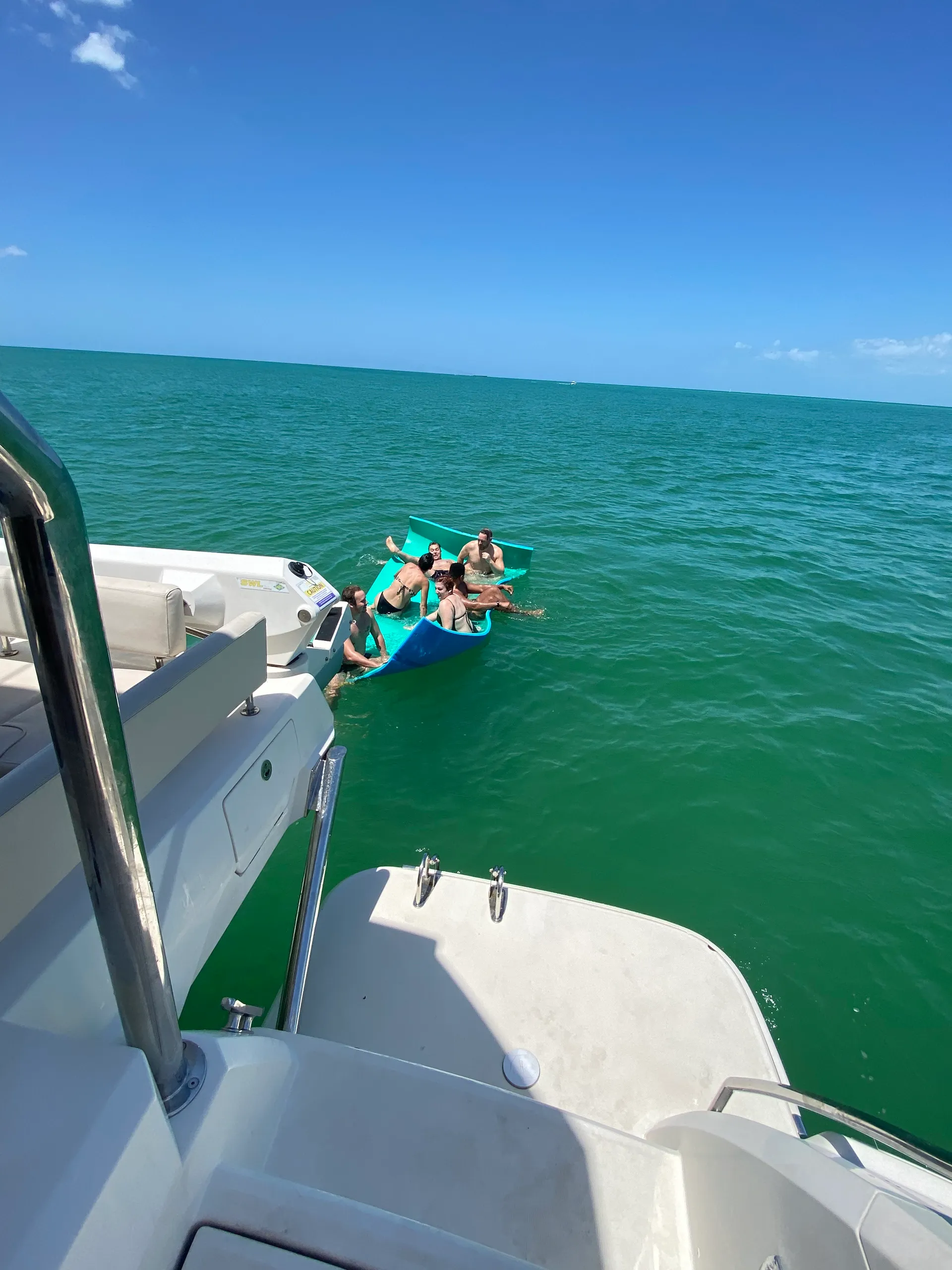 44’ Aquila Luxury Yacht Charter in St. Petersburg