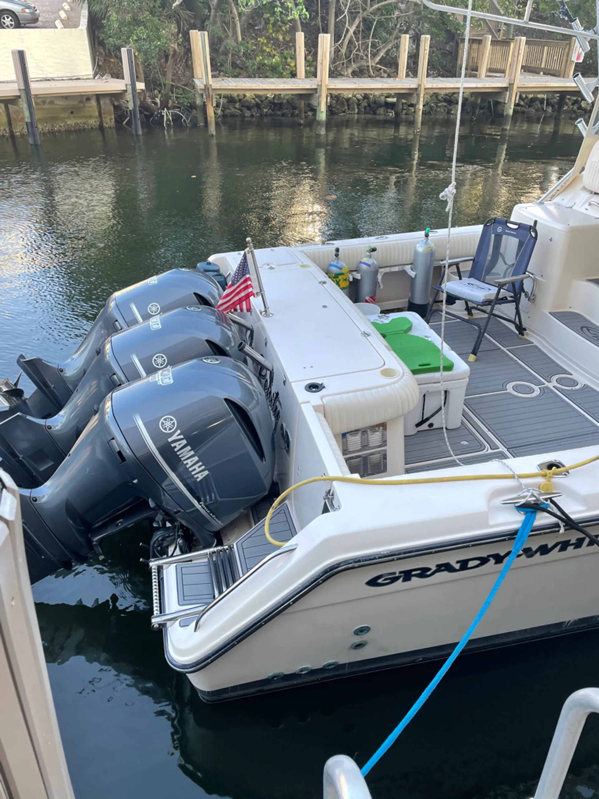 Grady-white Boats express cruiser in Hillsboro Beach, FL — photo 7