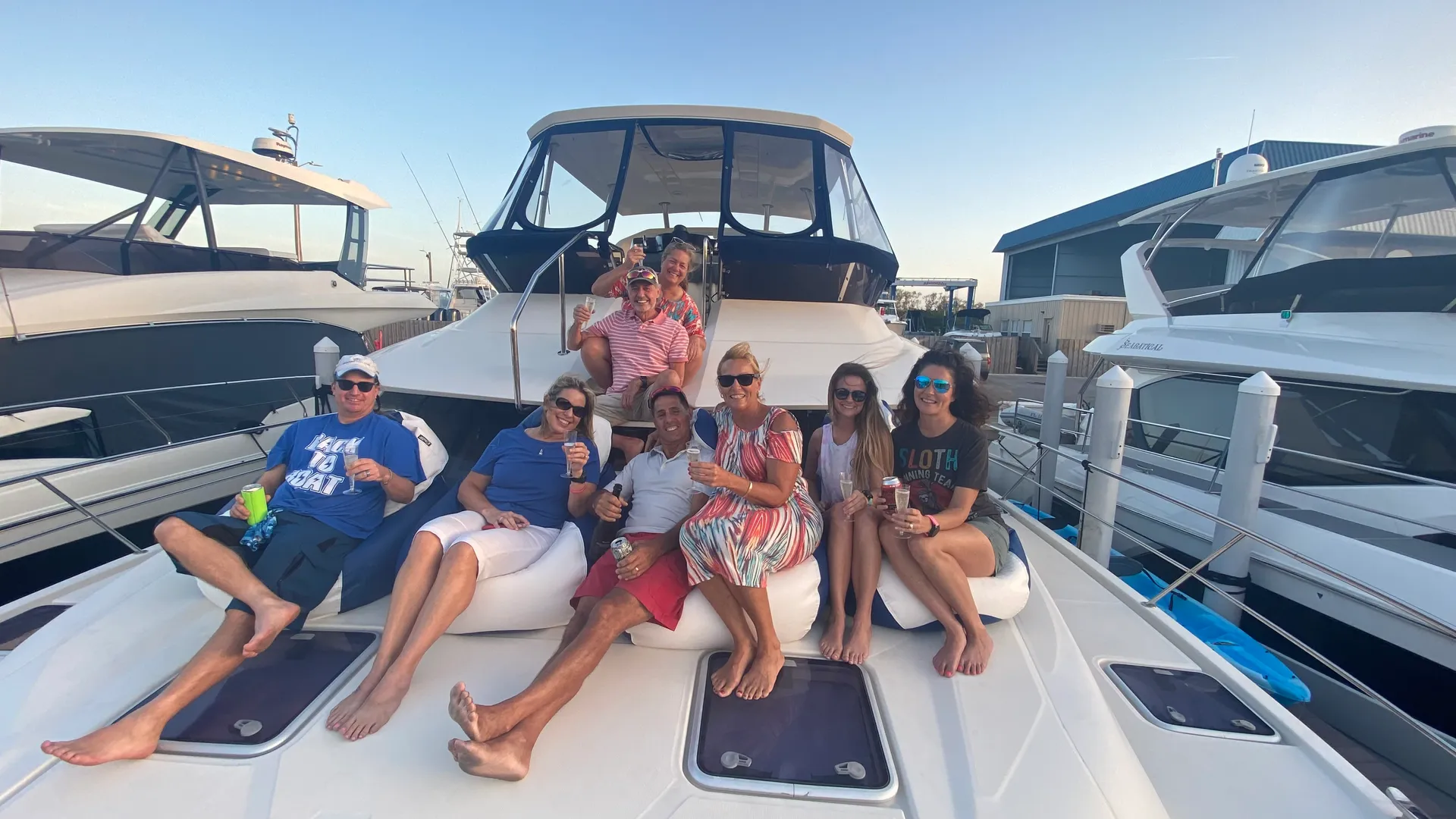 44’ Aquila Luxury Yacht Charter in St. Petersburg