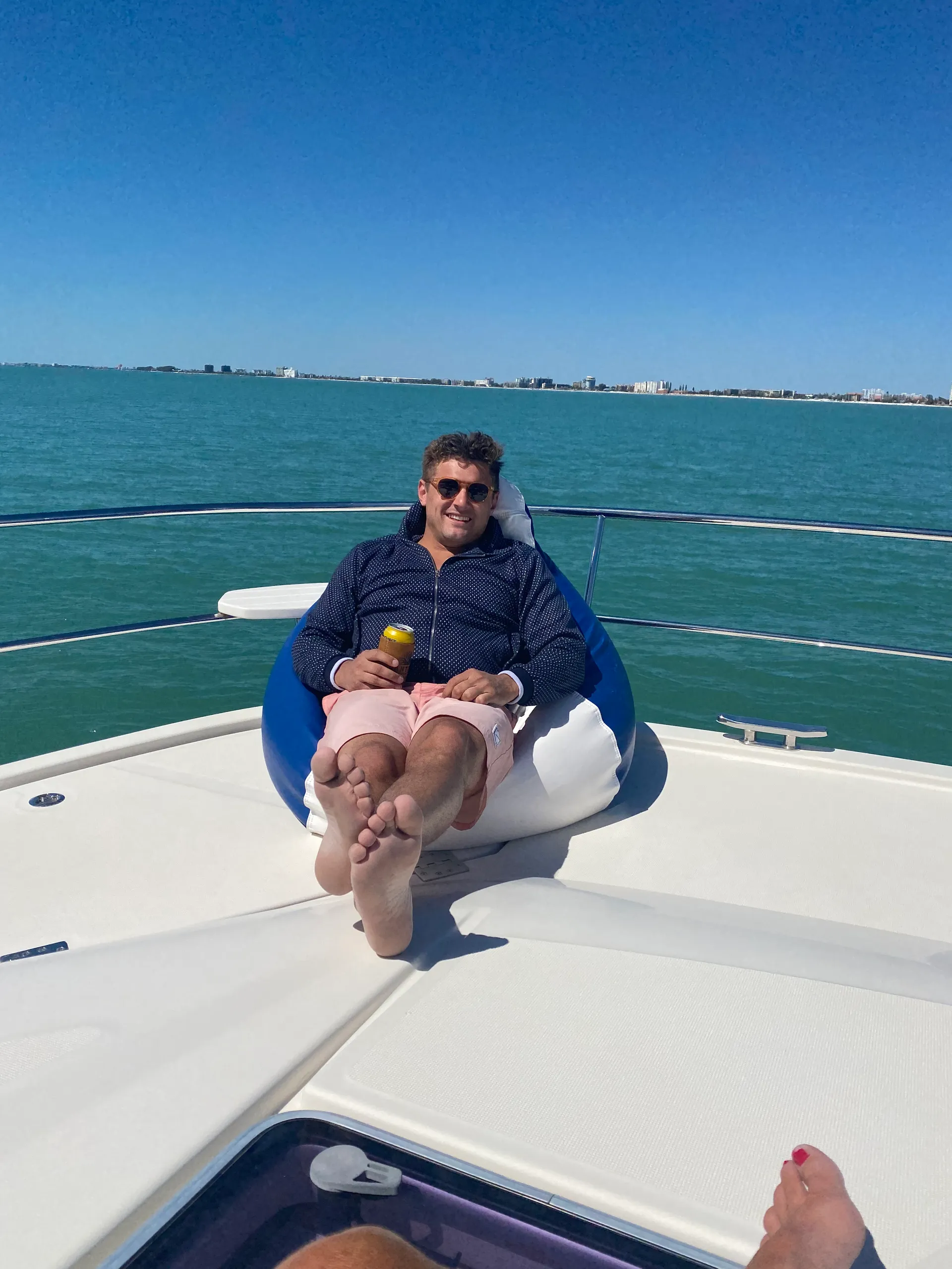 44’ Aquila Luxury Yacht Charter in St. Petersburg
