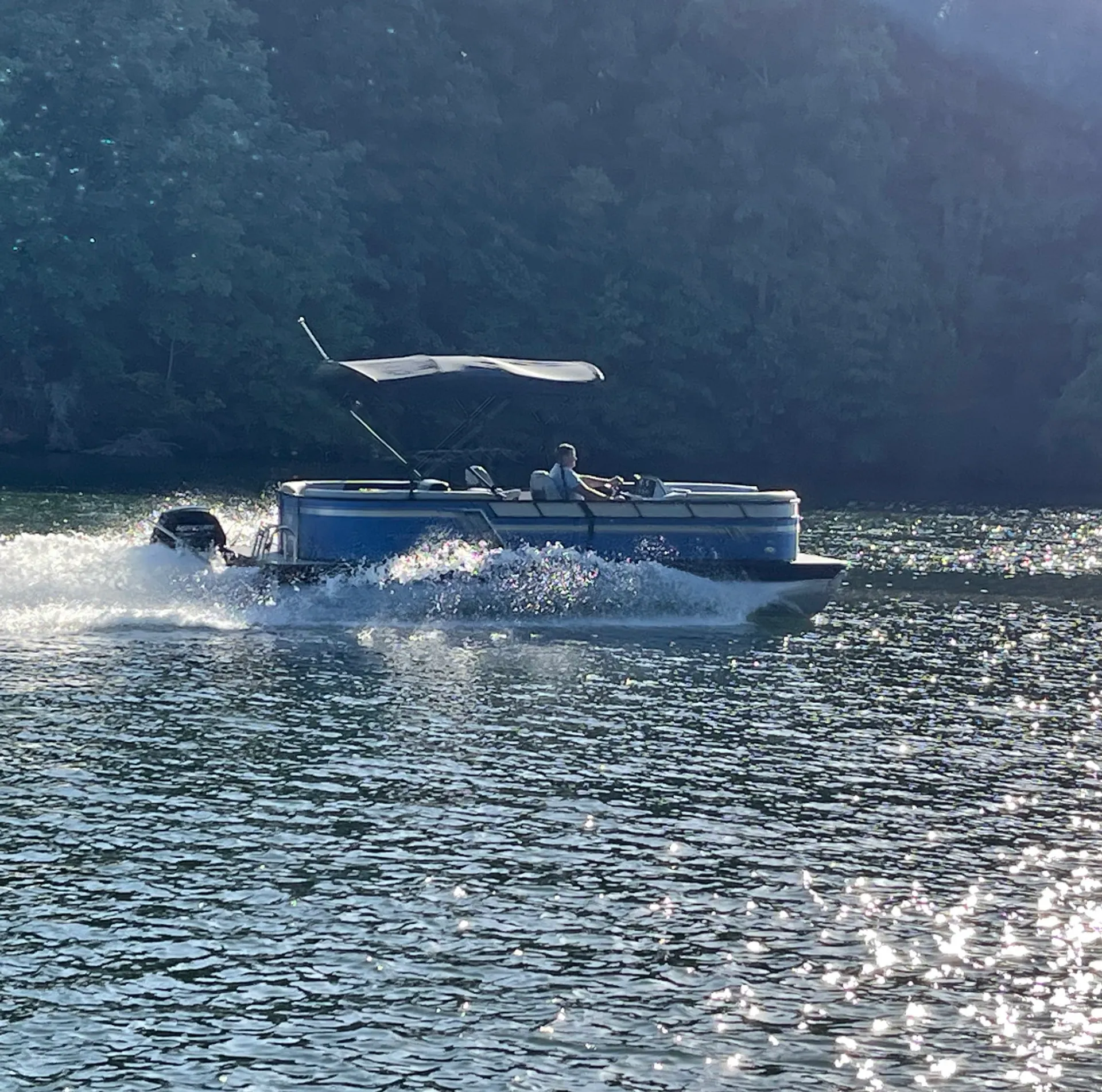 2022- 22' Tritoon W 150HP motor on Lake Lanier