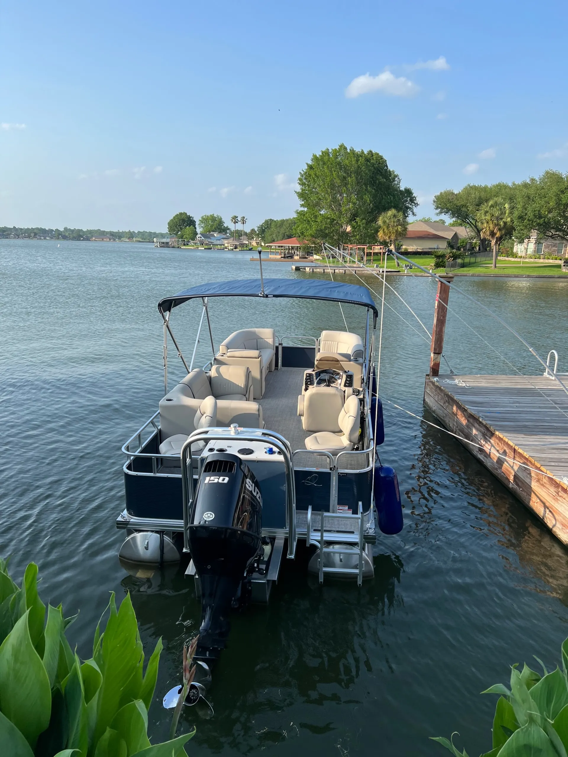 2021 Quest Pontoon in Willis TX!