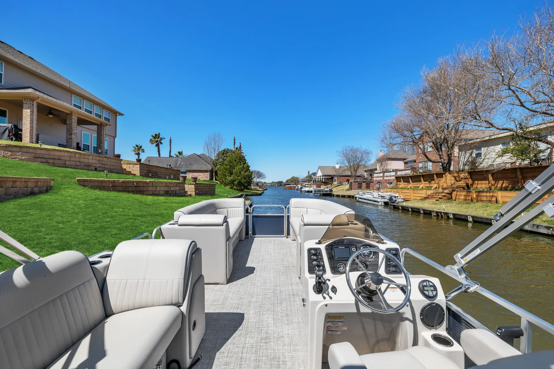 2021 Quest Pontoon in Willis TX!