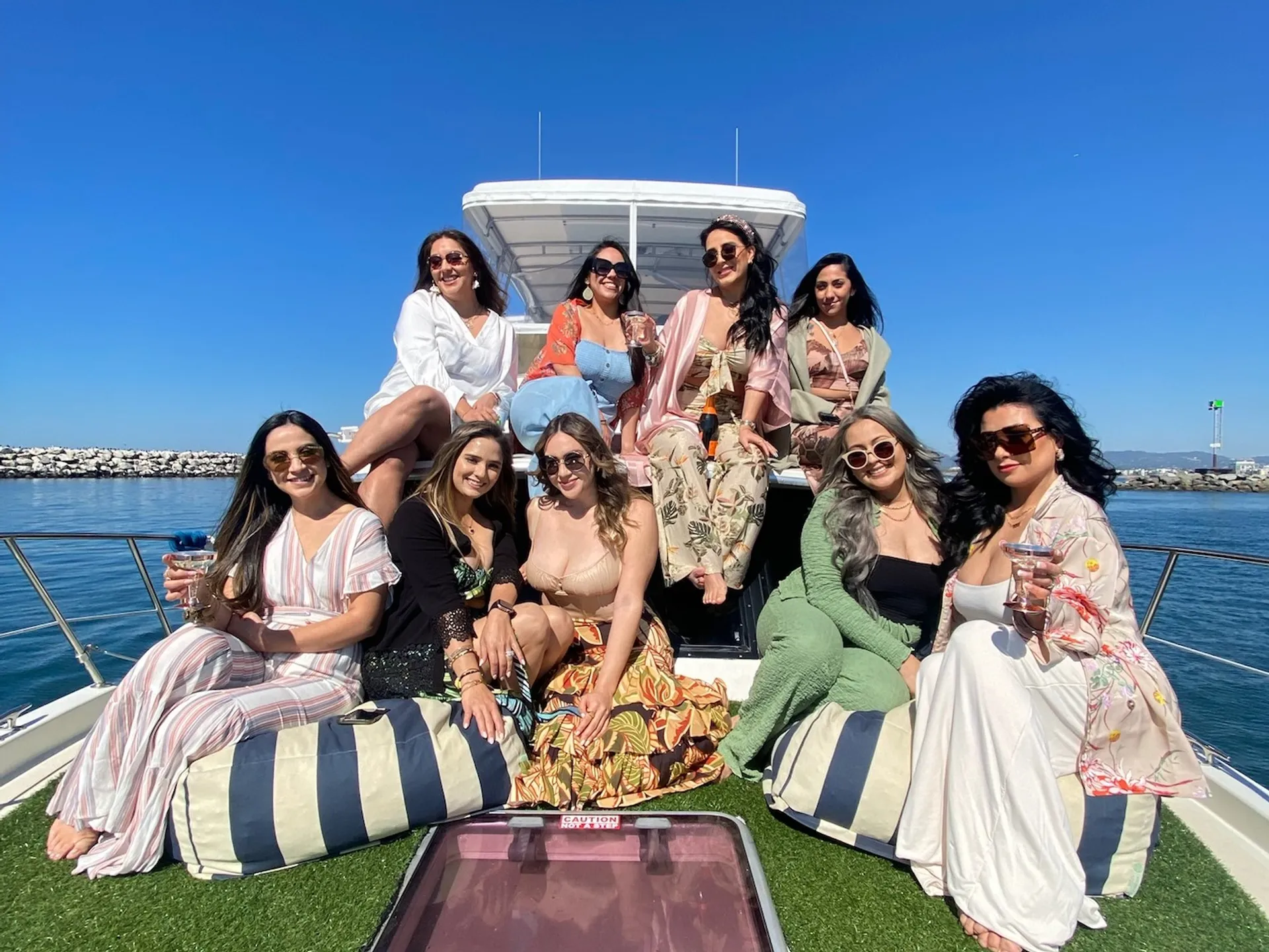 59' 🥳#1 Party Deck 🎤Karaoke💃Dance Flr 🏈TVs 👙Swim 🛟Floaty 🤩12pax