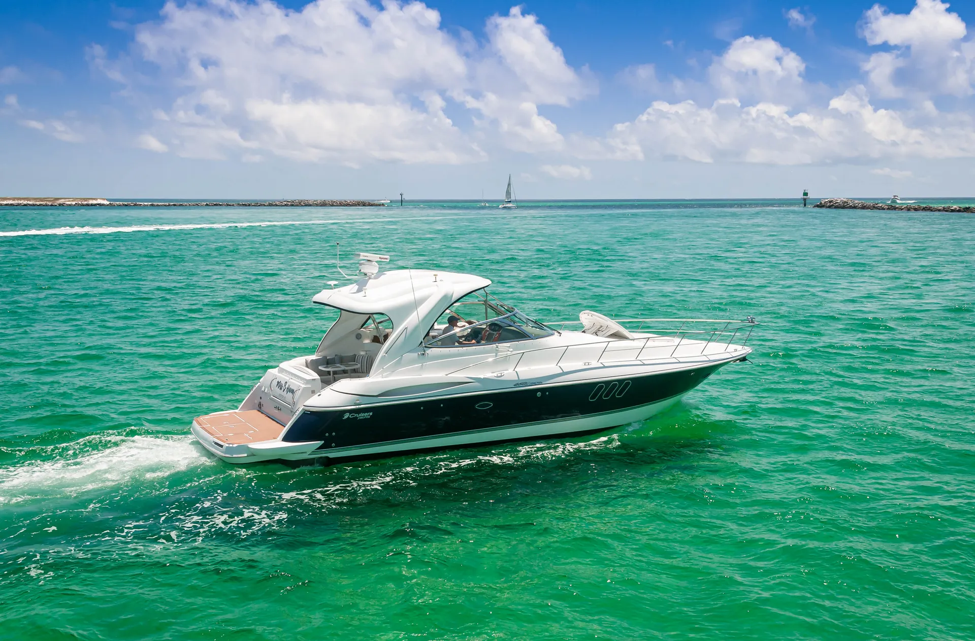 Yacht in Style! - Aboard The Private Yacht "Miss B Haven"