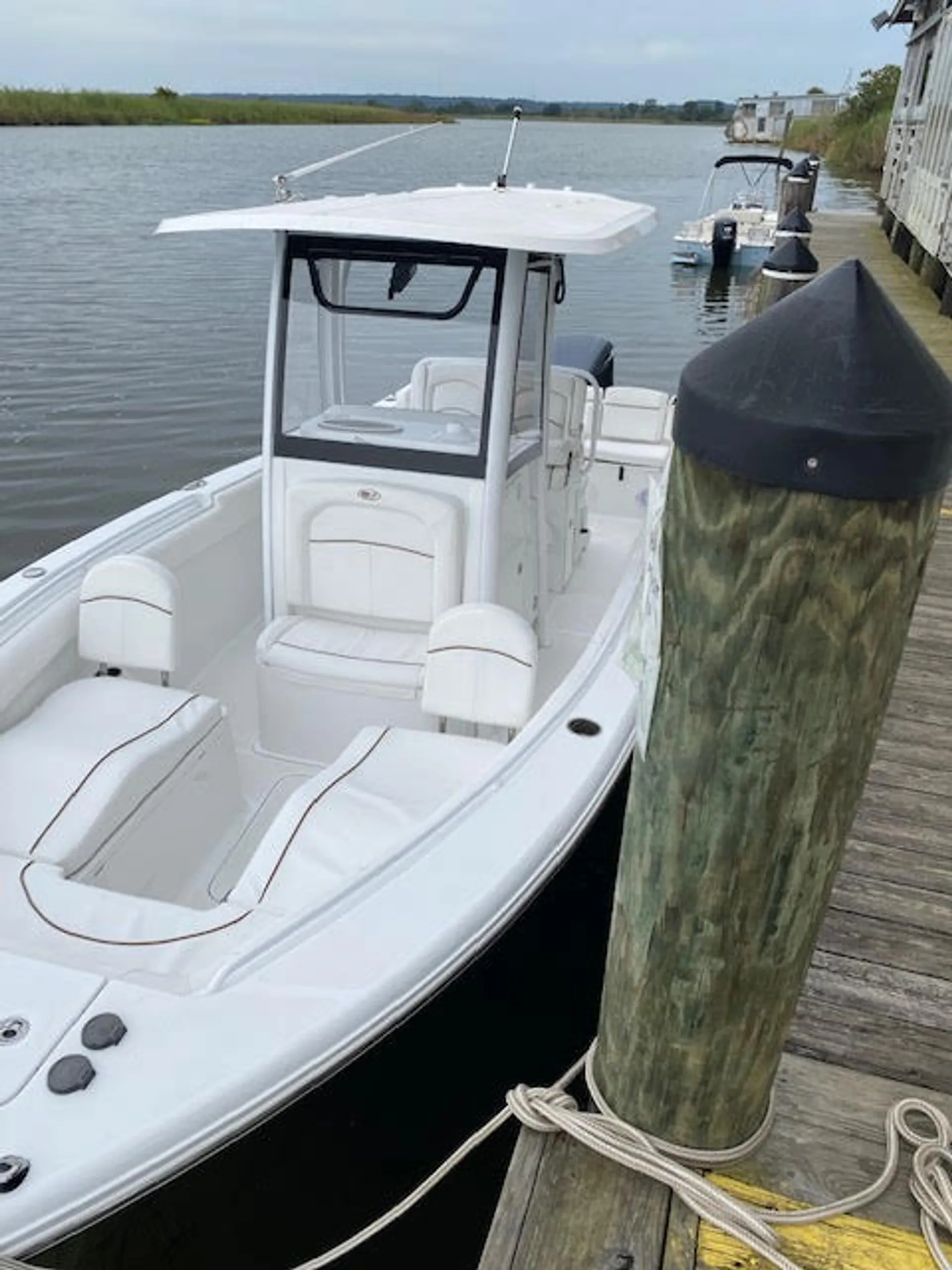 SEA HUNT BOATS ULTRA 255 SE in Orange Beach, AL — photo 2