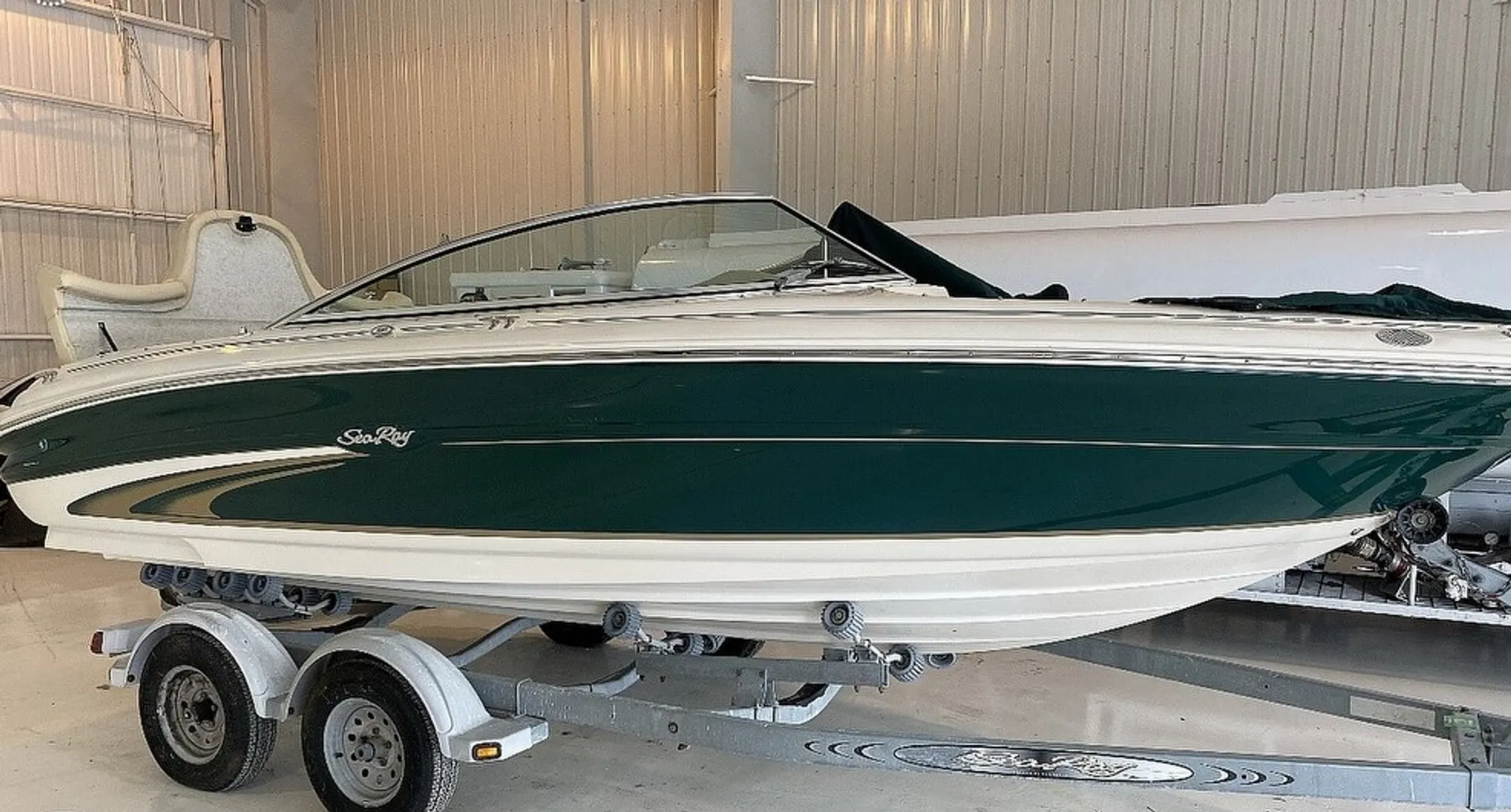 Sea Ray  190 bowrider in Kirkland, WA — photo 4
