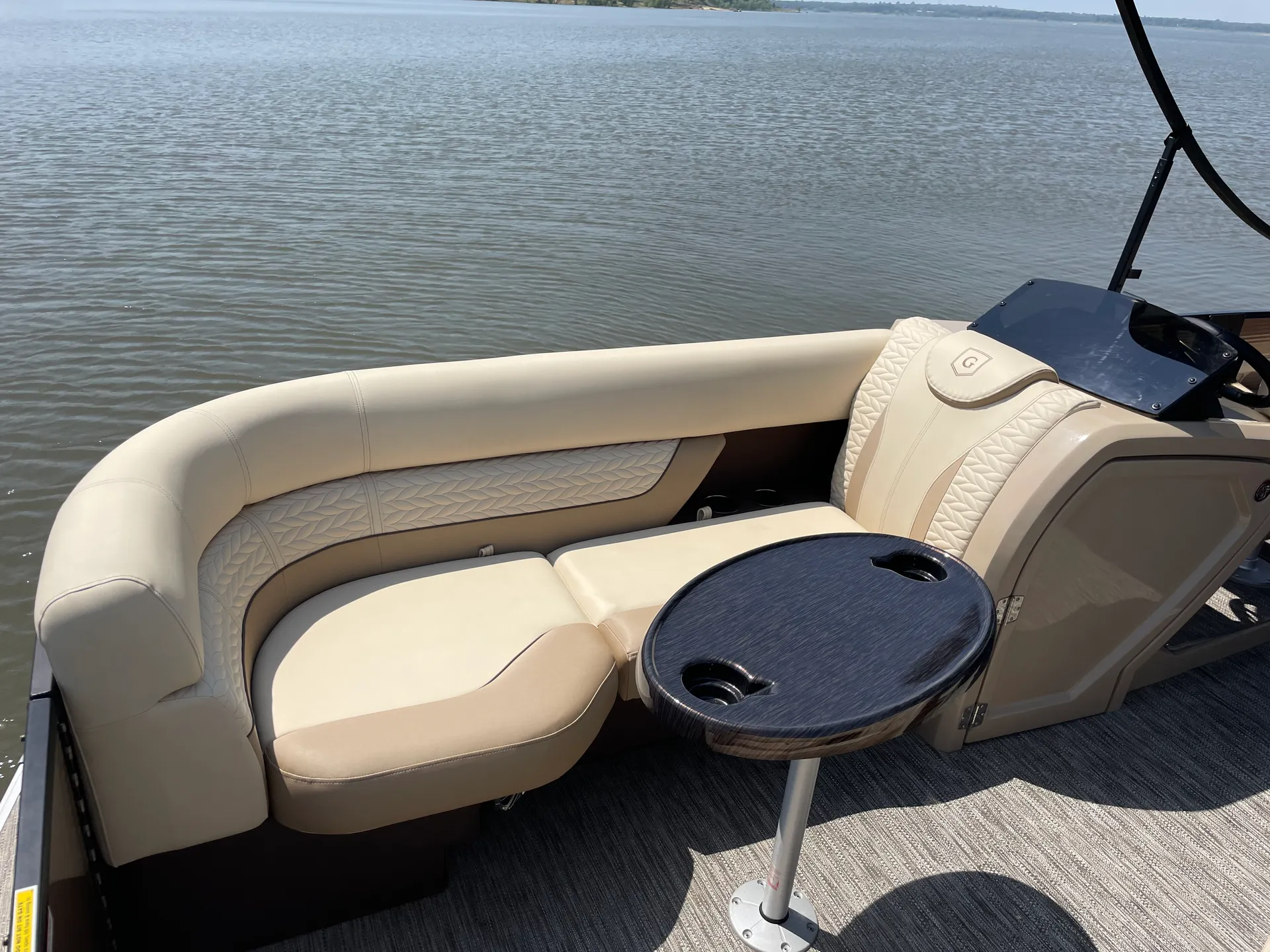 Godfrey Monaco 235 SFL 200hp Tritoon  