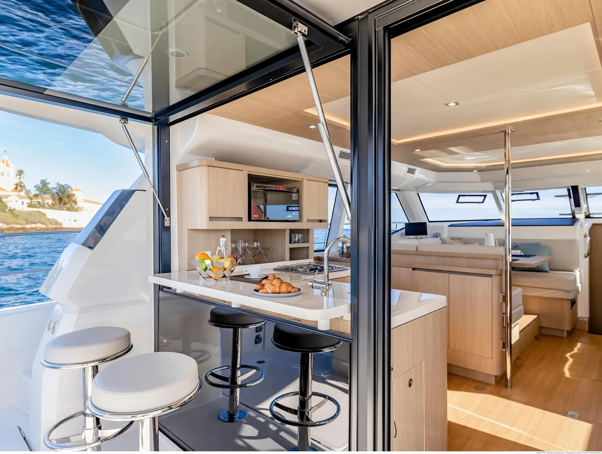 44’ Aquila Luxury Yacht Charter in St. Petersburg