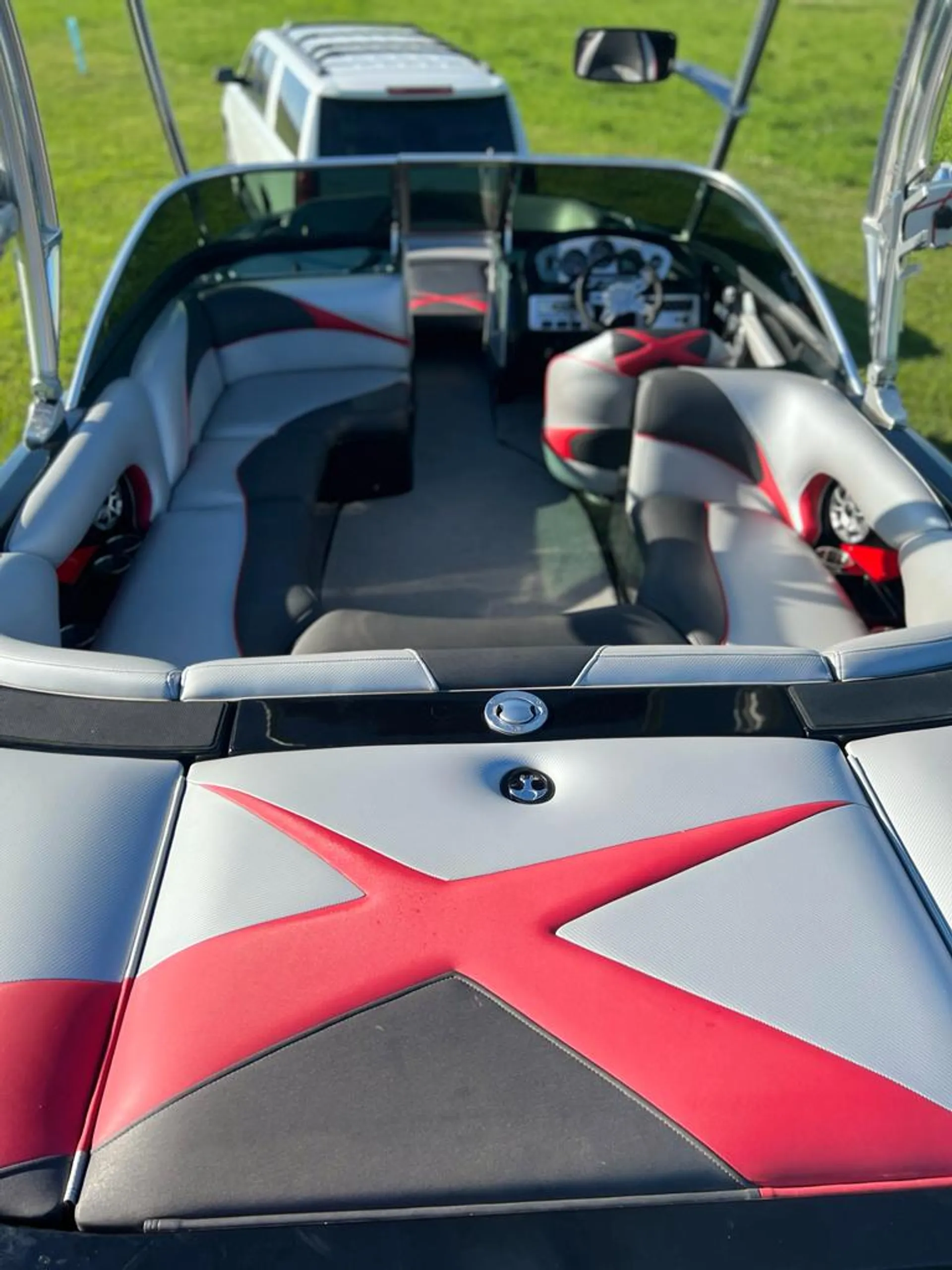 MB Surf Boat - Includes some Accessories