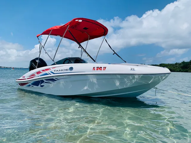 Rent a TAHOE BY TRACKER MARINE deck boat in West Palm Beach, FL near me