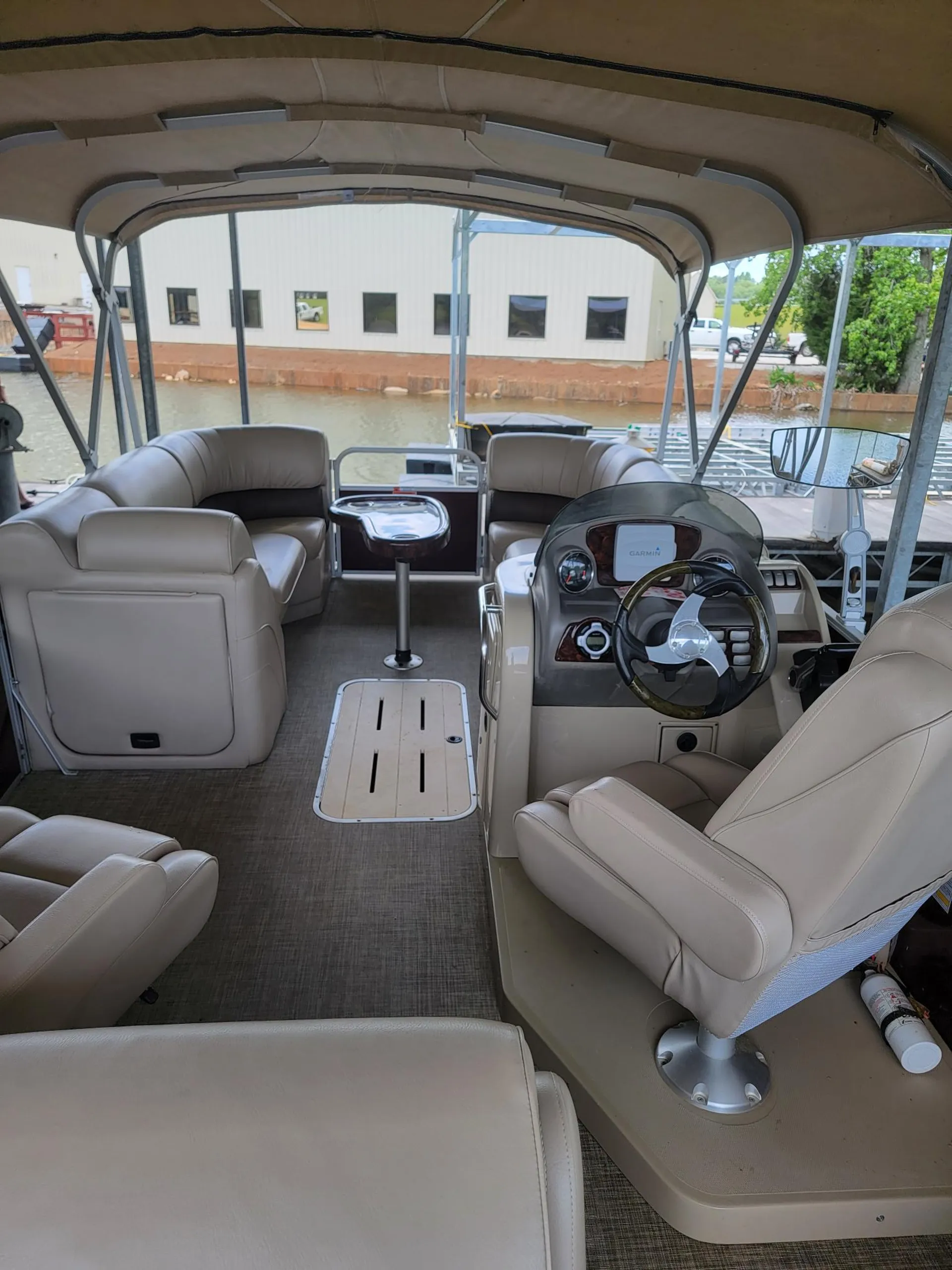 G Three Boats SunCatcher Elite 324 RS in Wedowee, AL — photo 2