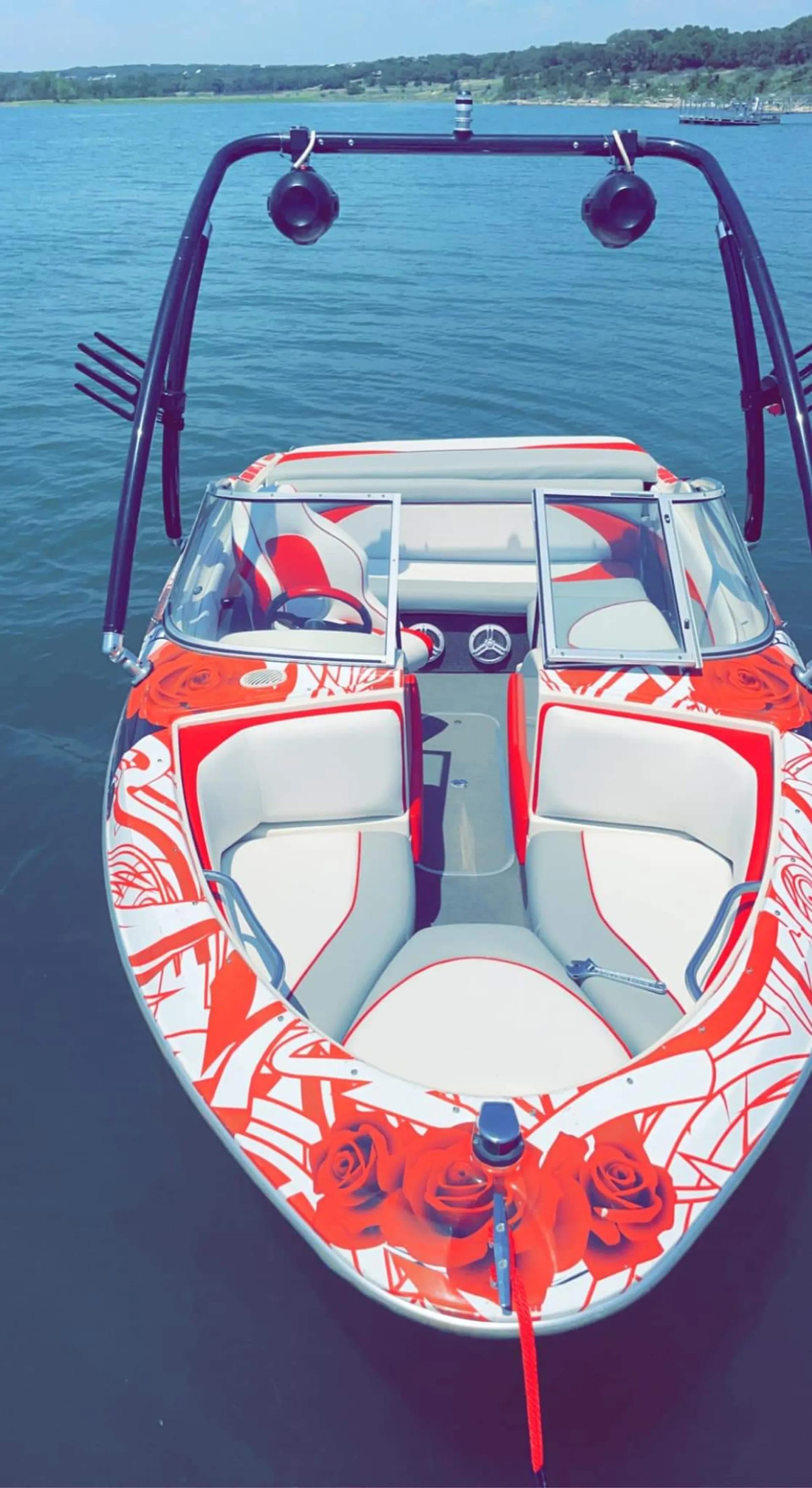 Bayliner 1750 Capri in Little Elm, TX — photo 2