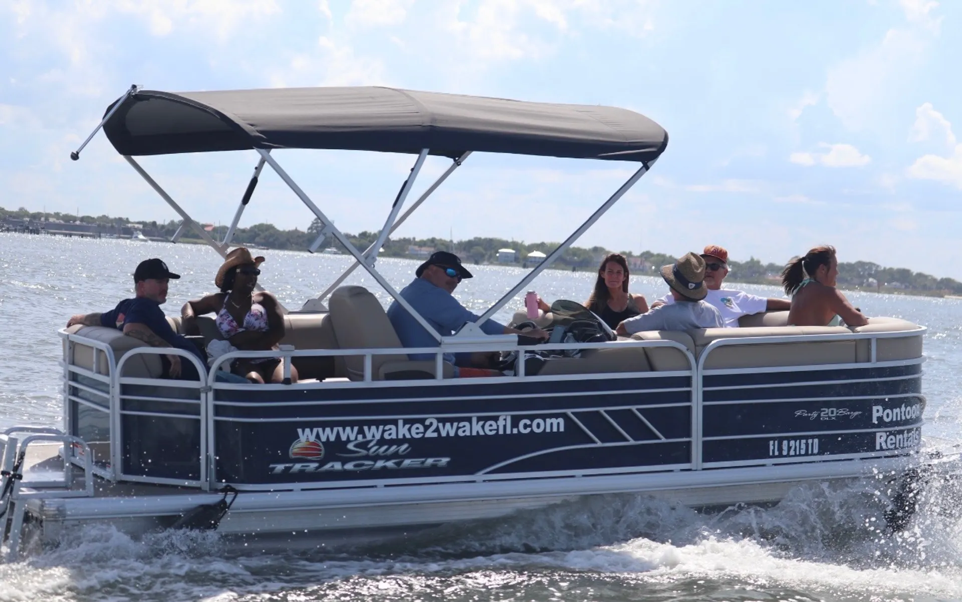 SUN TRACKER PARTY BARGE 20 DLX in St. Augustine, FL — photo 3