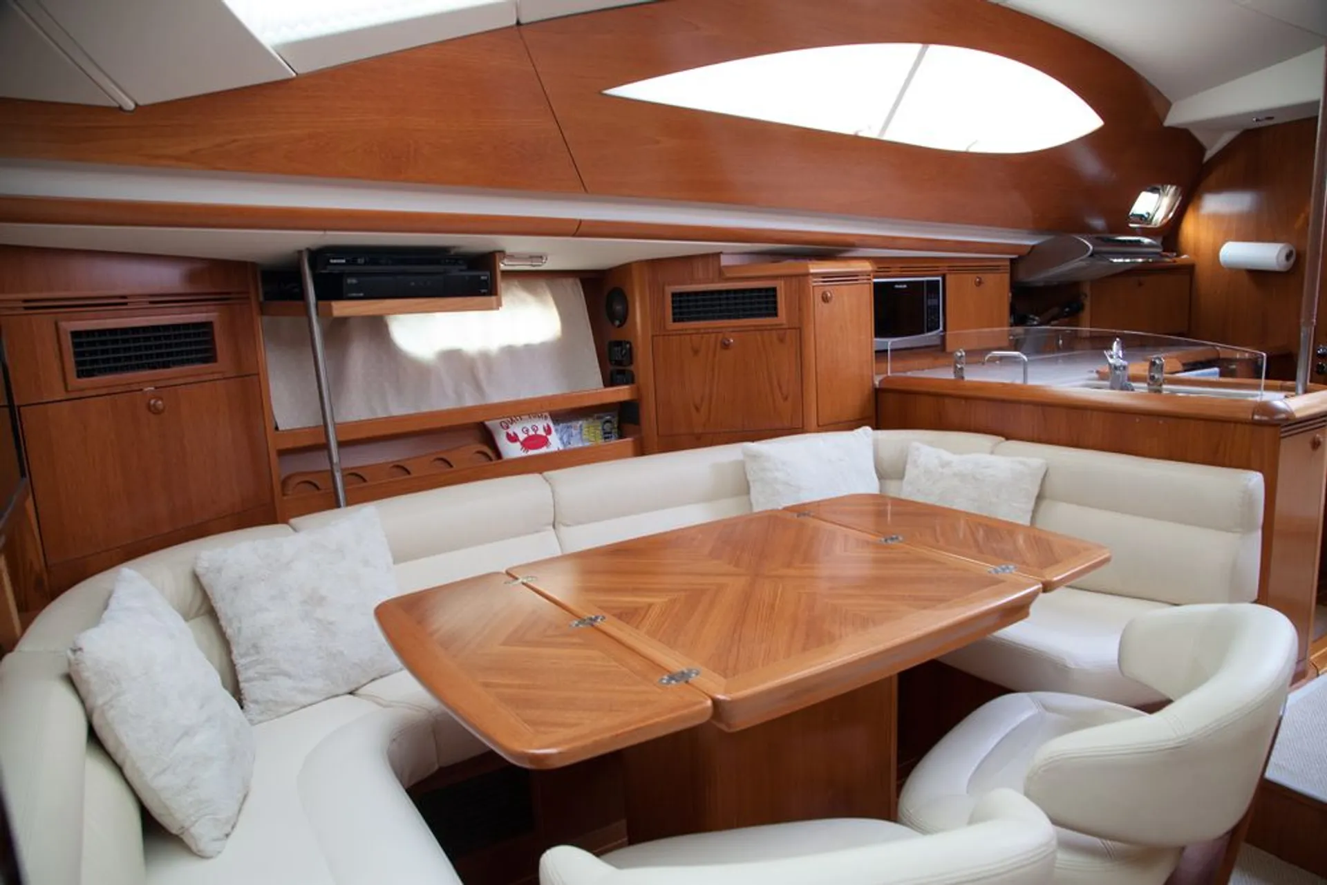 Jeanneau Sailboats Sun Odyssey 49DS in New York, NY — photo 10