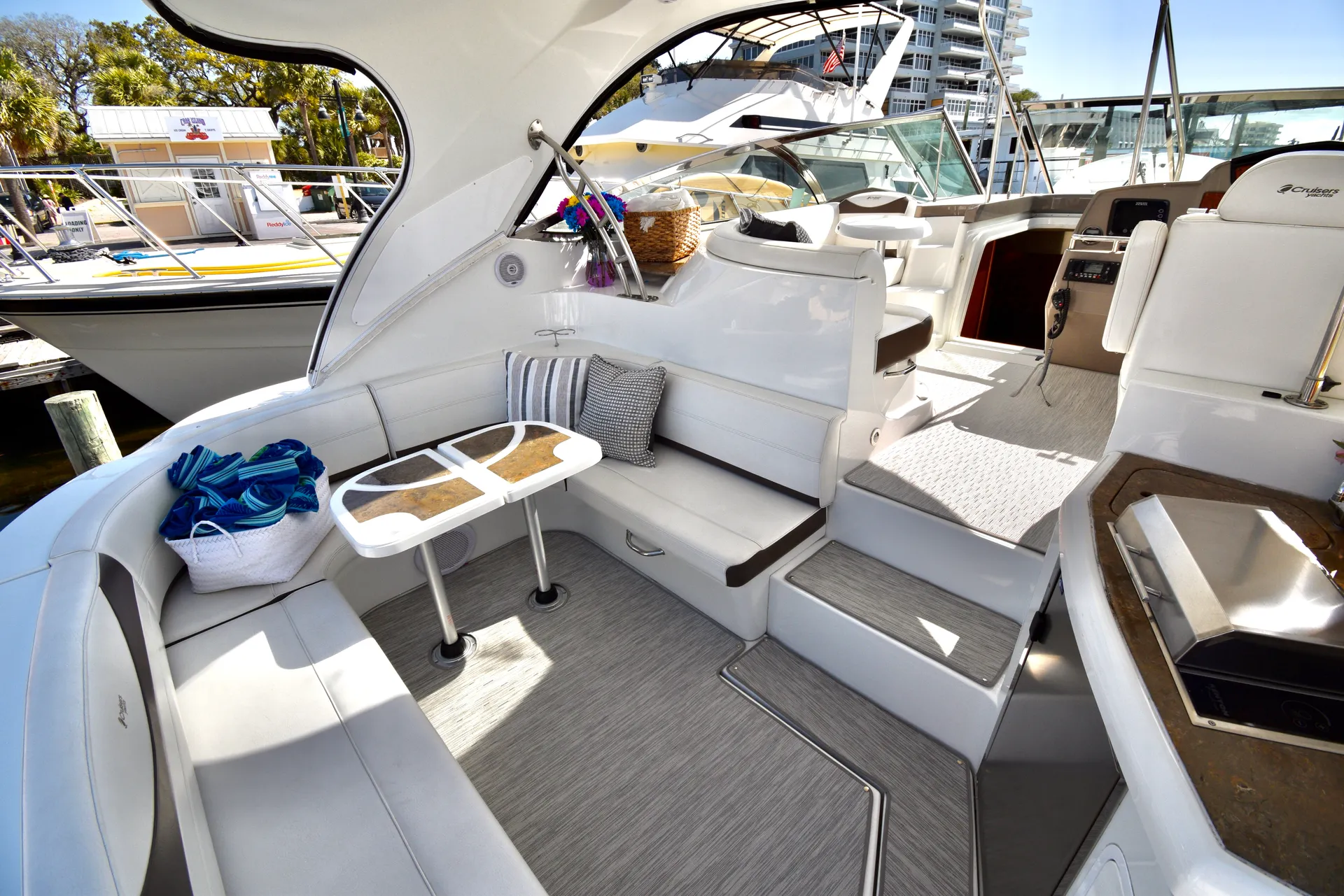 Yacht in Style! - Aboard The Private Yacht "Miss B Haven"