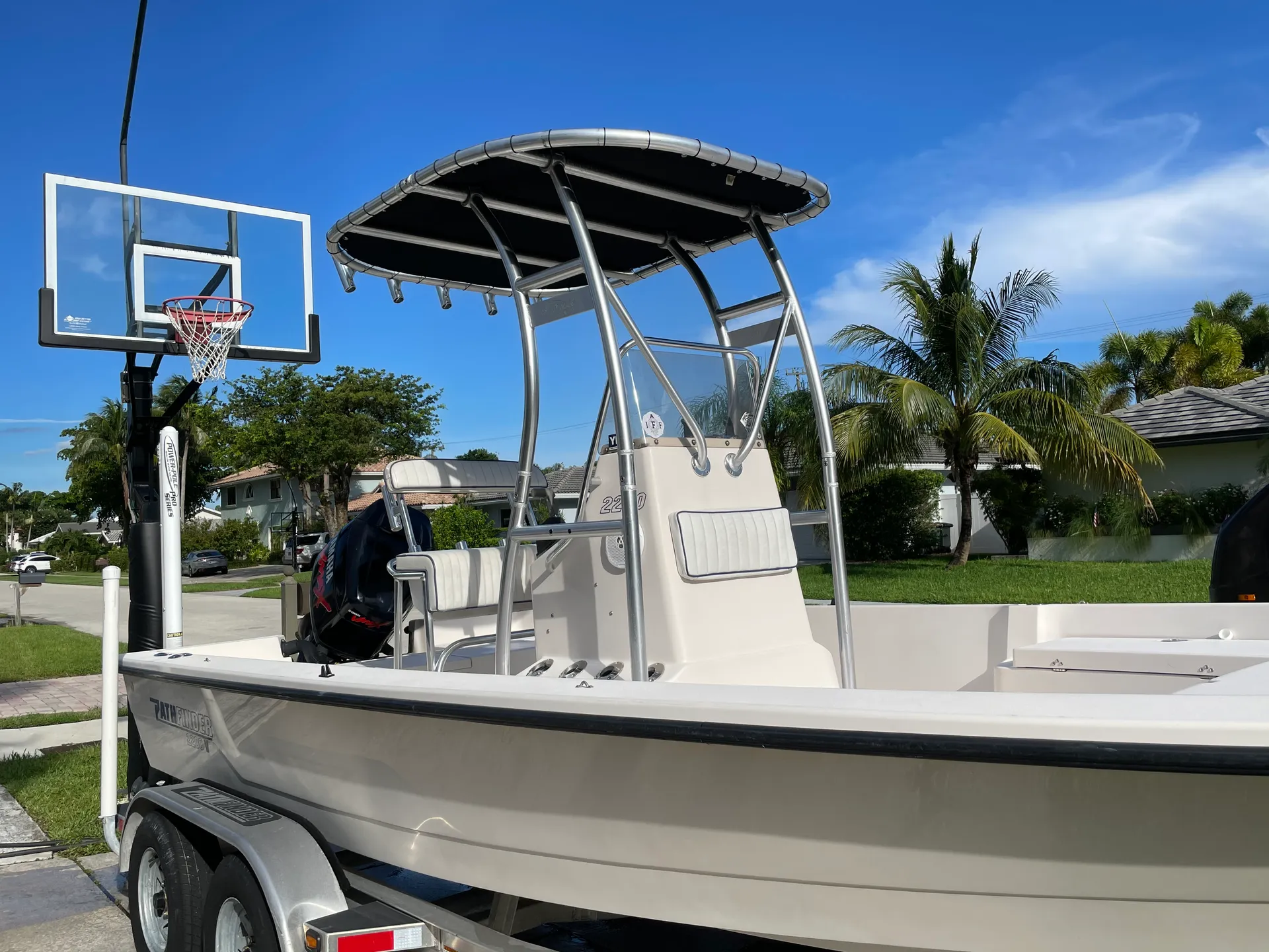 Pathfinder Boats 2200V w/V150 Yamaha in Lighthouse Point, FL — photo 6