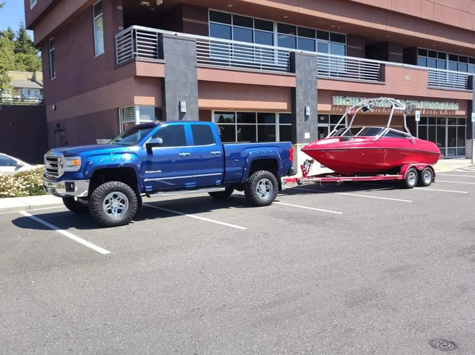 Crownline Boats 180 BR  in Renton, WA — photo 4