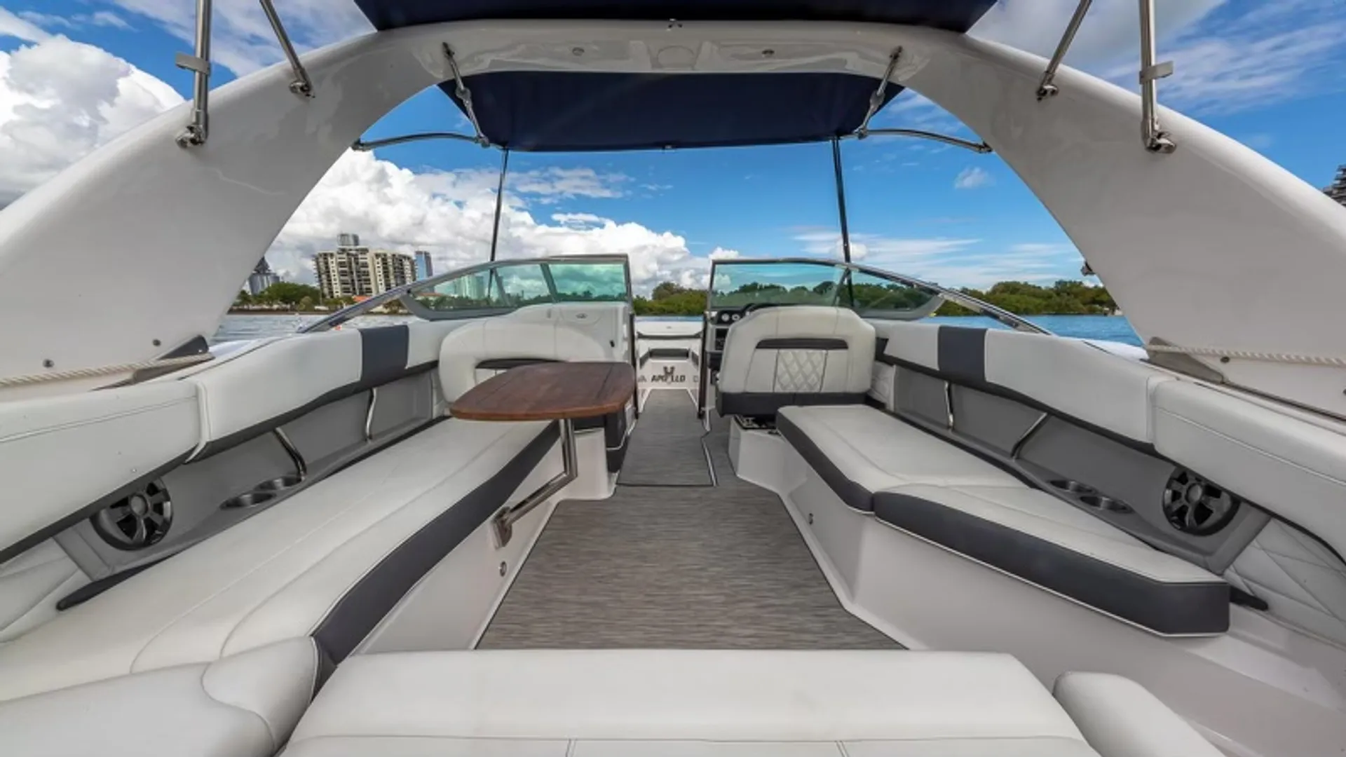 Regal Boats 26 OBX in Miami, FL — photo 3