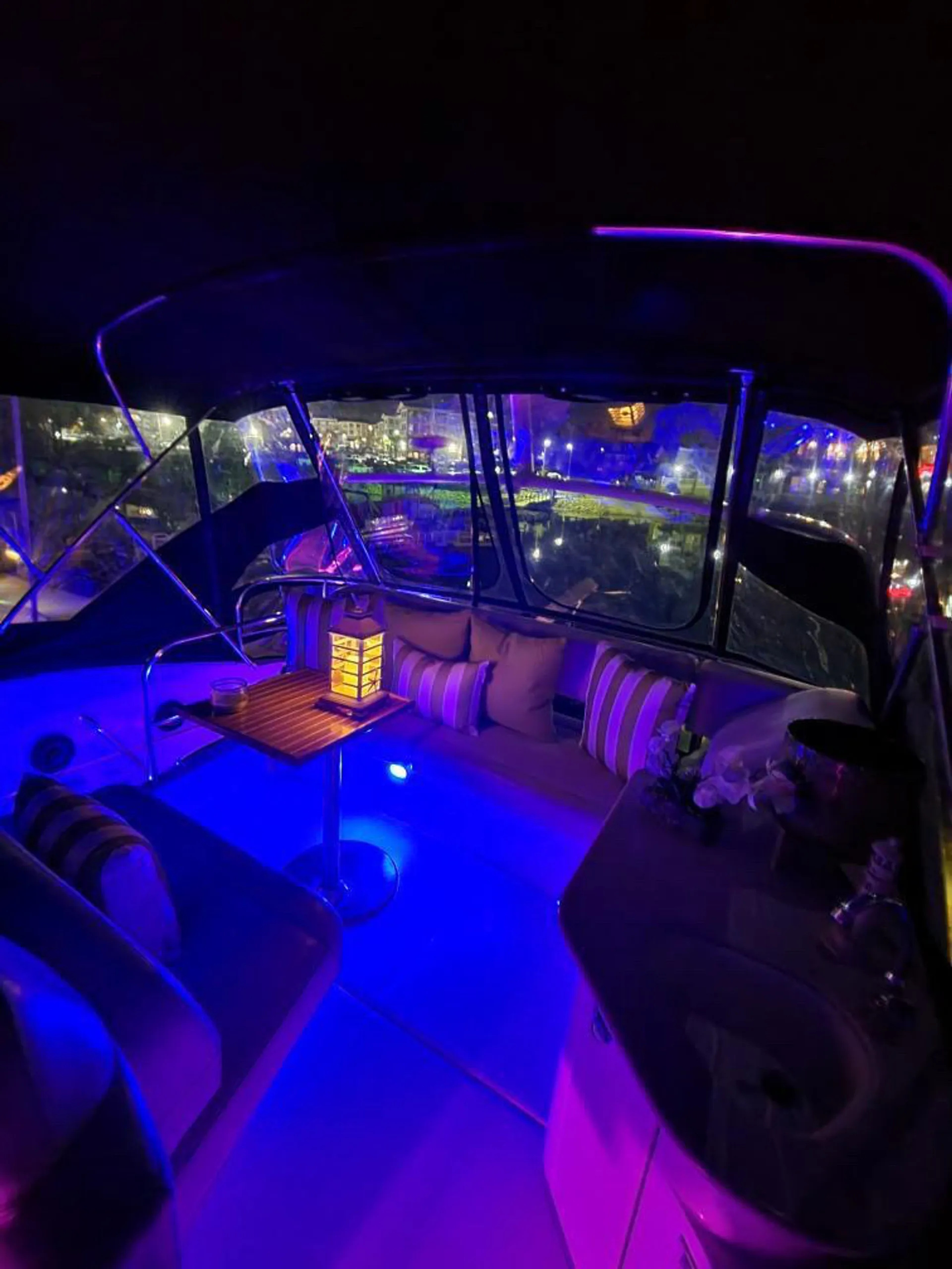 Silverton Marine 38 Sport Bridge in Irmo, SC — photo 8