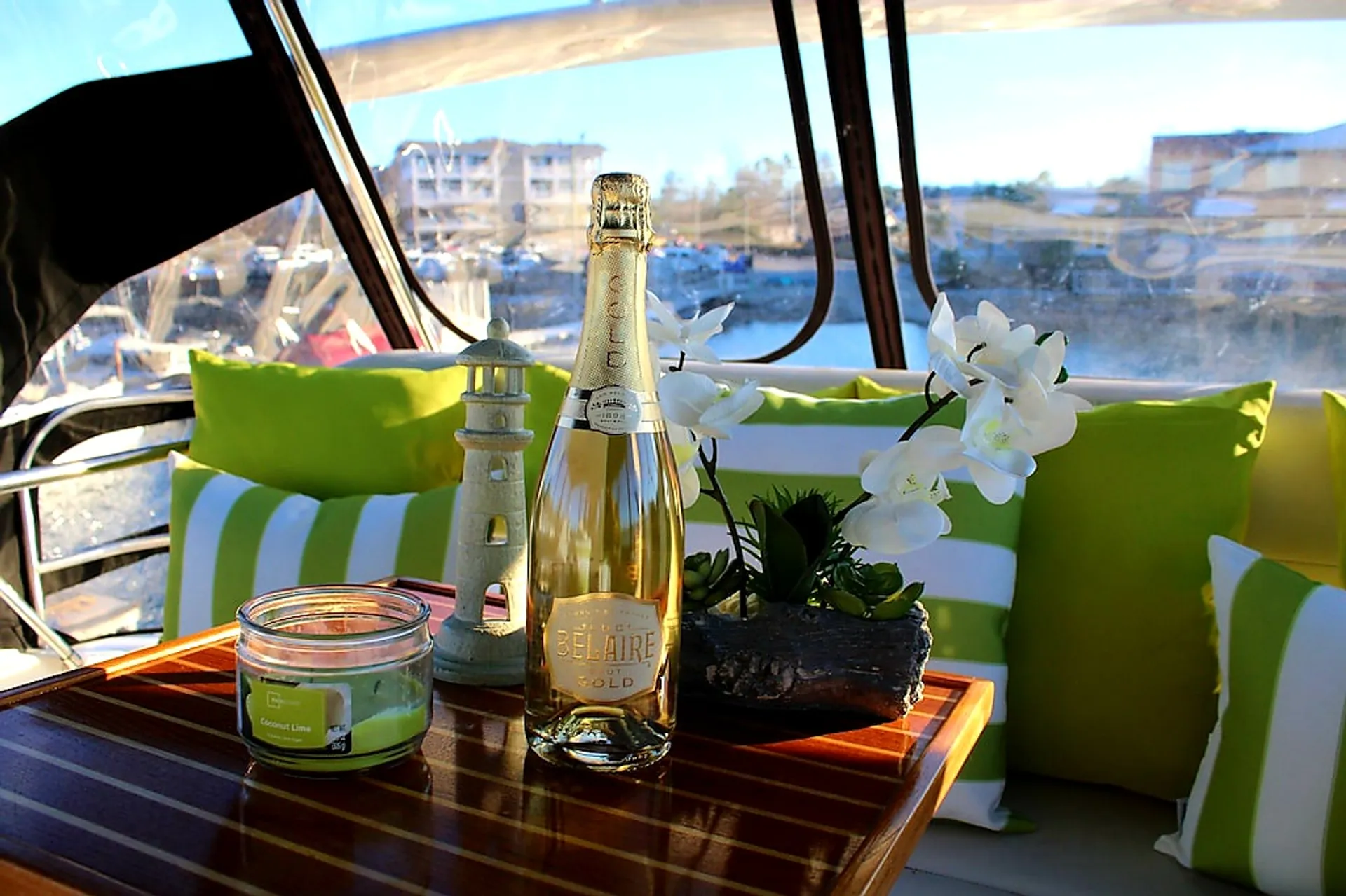 Silverton Marine 38 Sport Bridge in Irmo, SC — photo 10