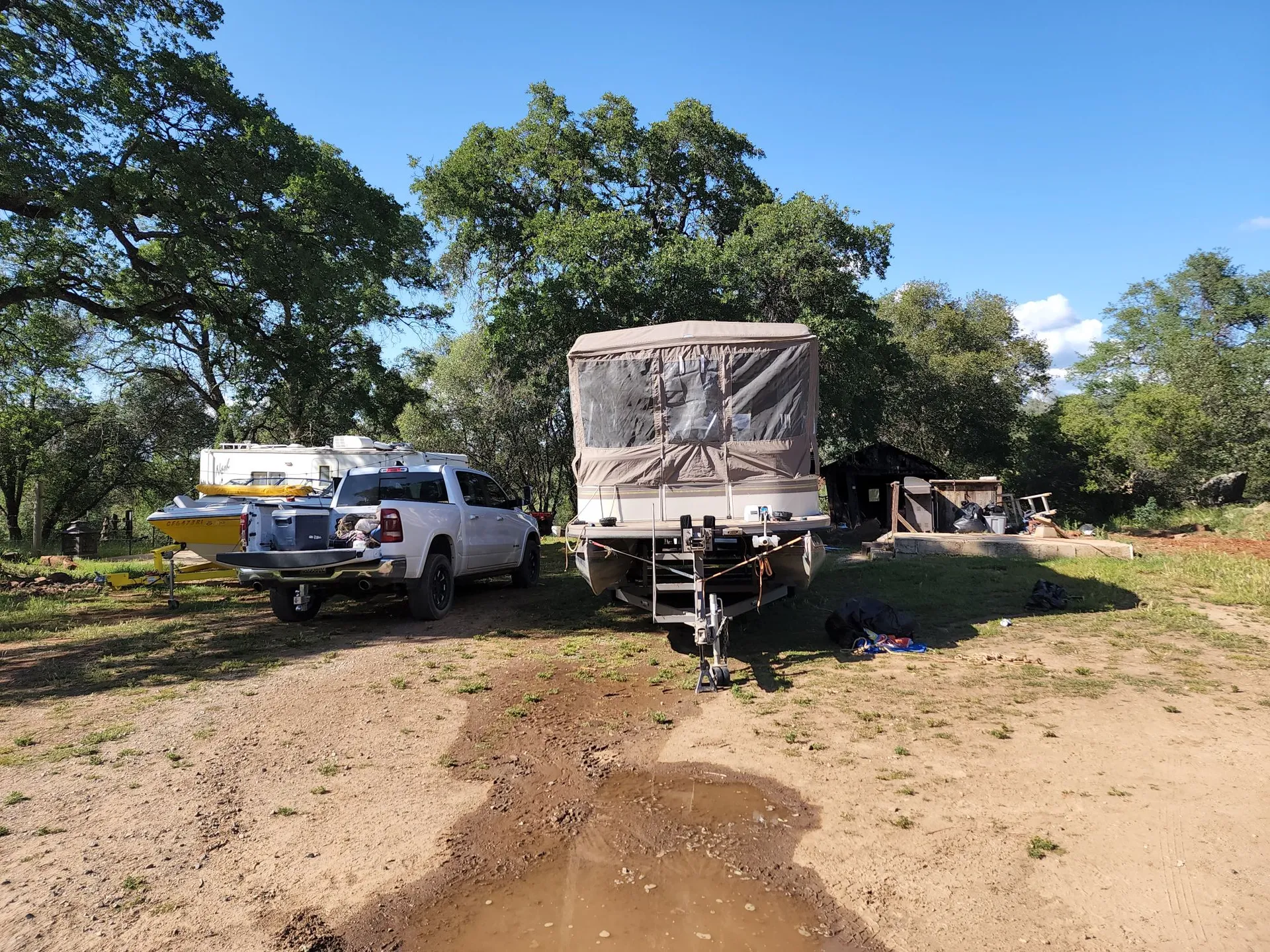 Crest Pontoons 25 Crest II Dlx. in Jamestown, CA — photo 5